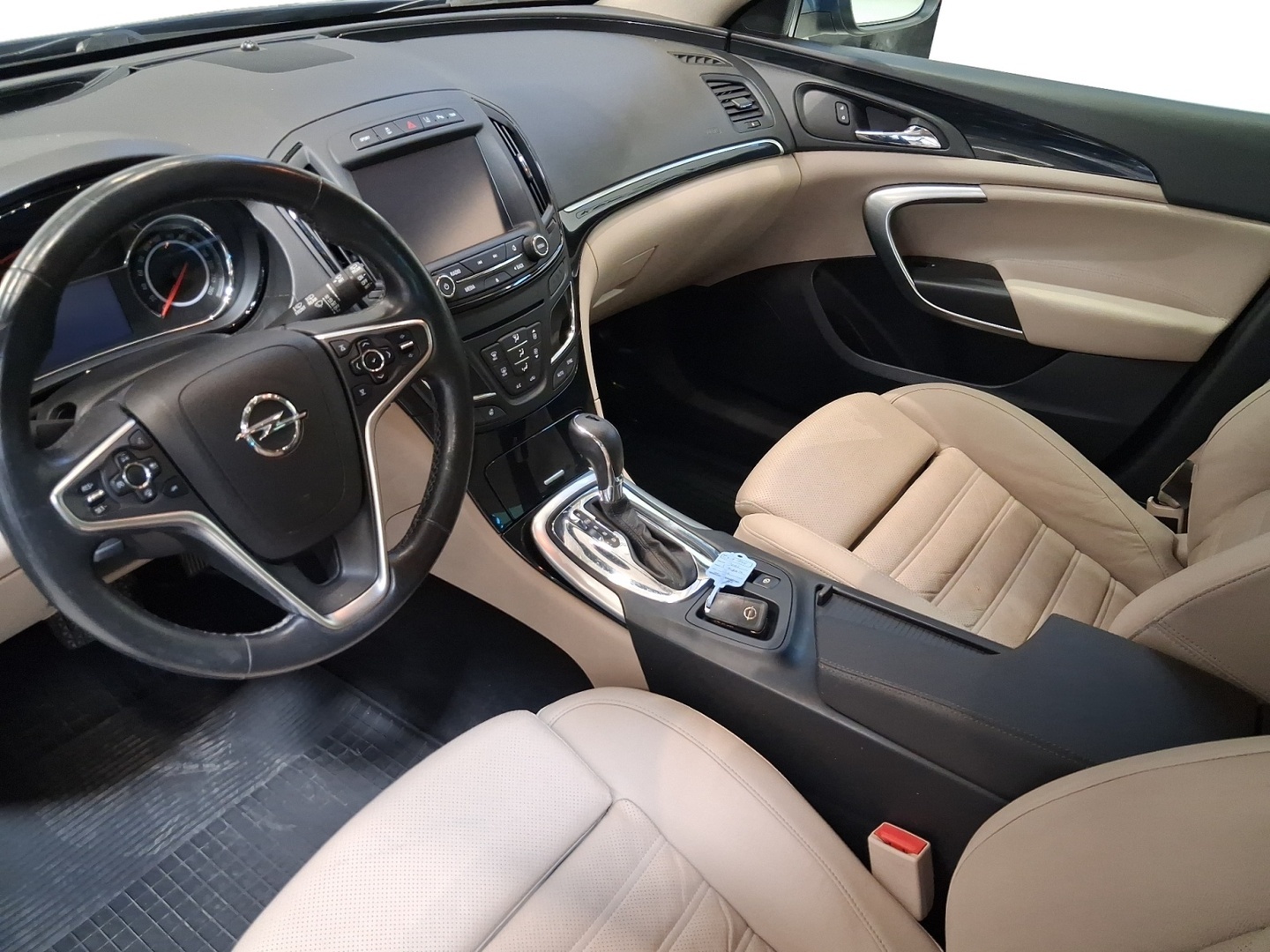 OPEL Insignia 2016
