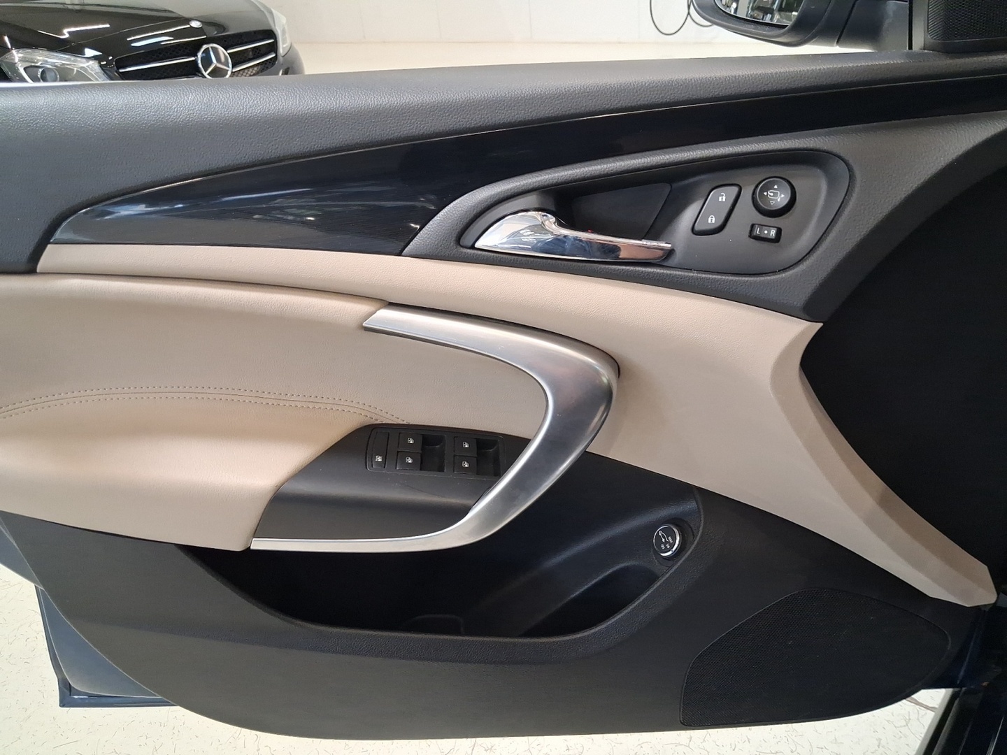 OPEL Insignia 2016