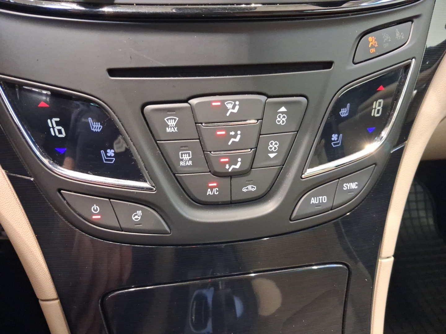 OPEL Insignia 2016