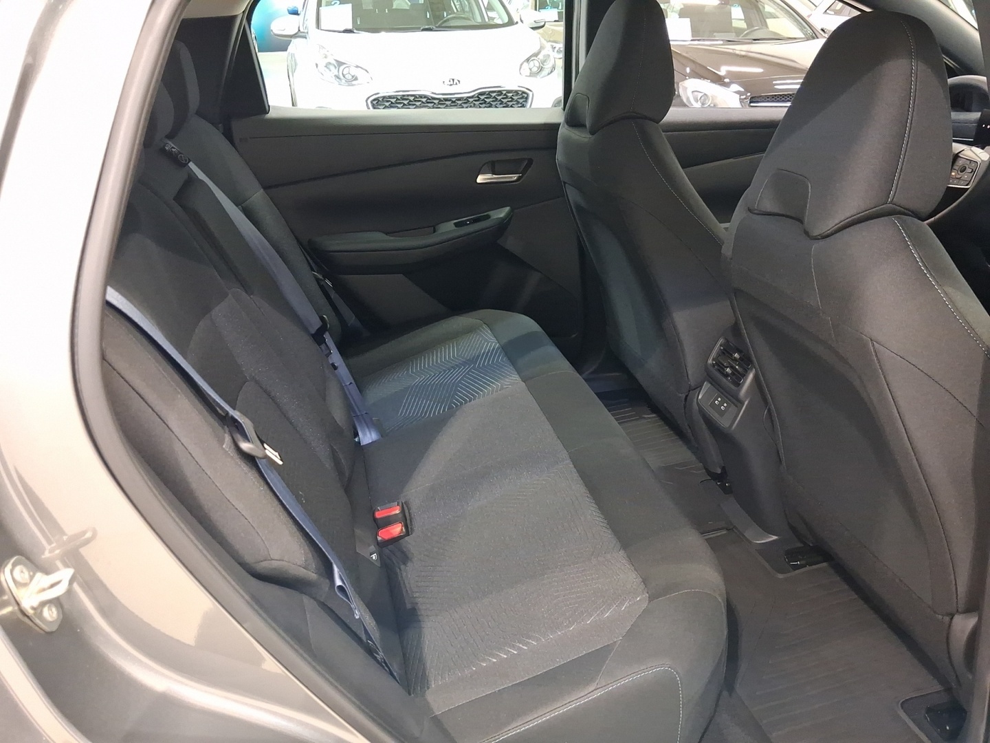 NISSAN Leaf 2026