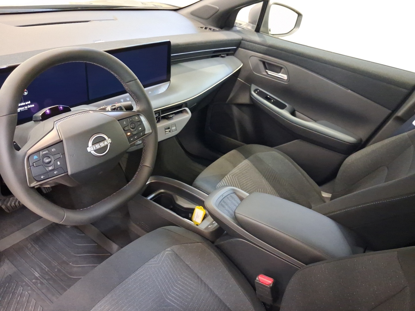 NISSAN Leaf 2026