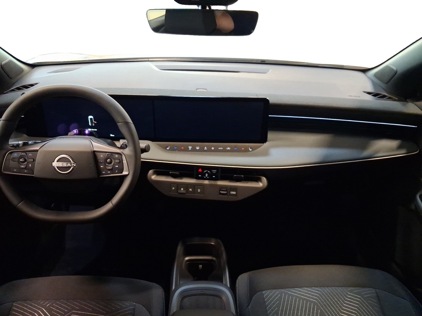 NISSAN Leaf 2026