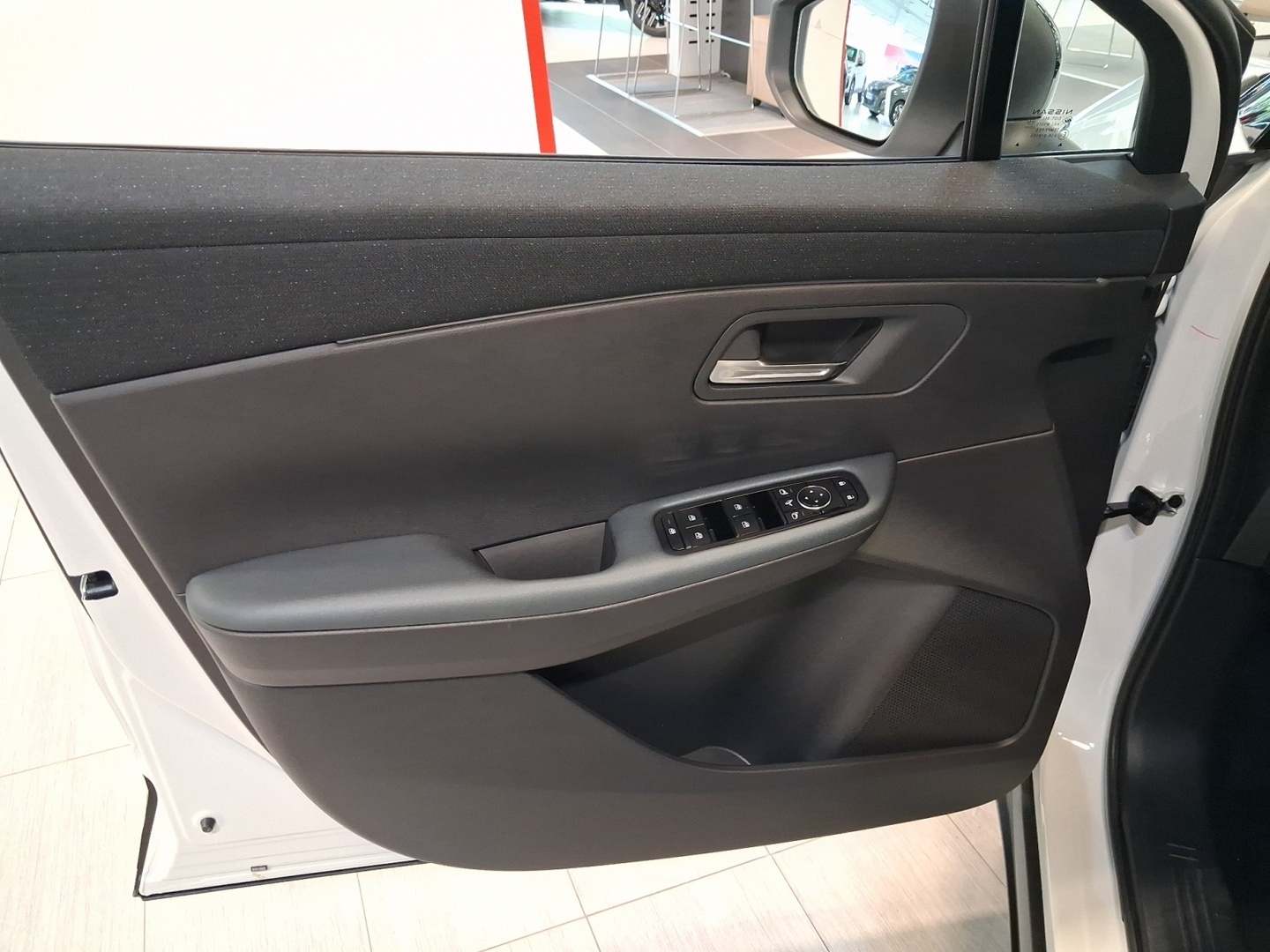 NISSAN Leaf 2026
