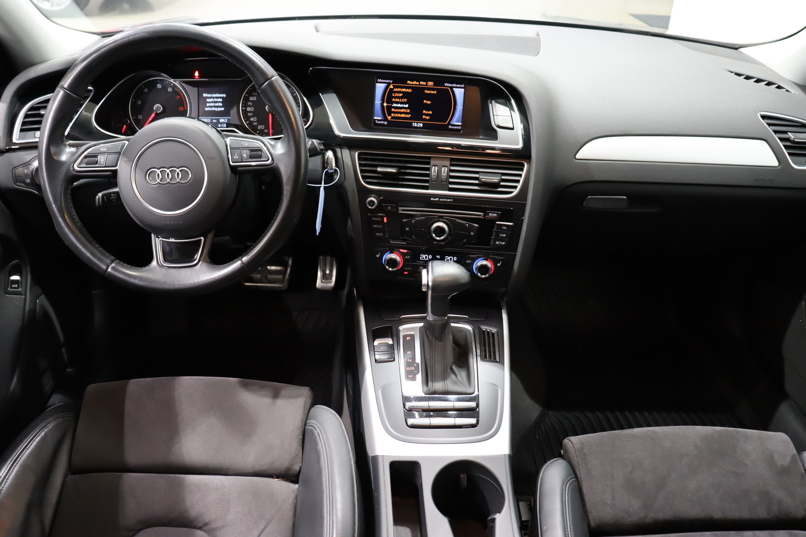 AUDI A4 2015
