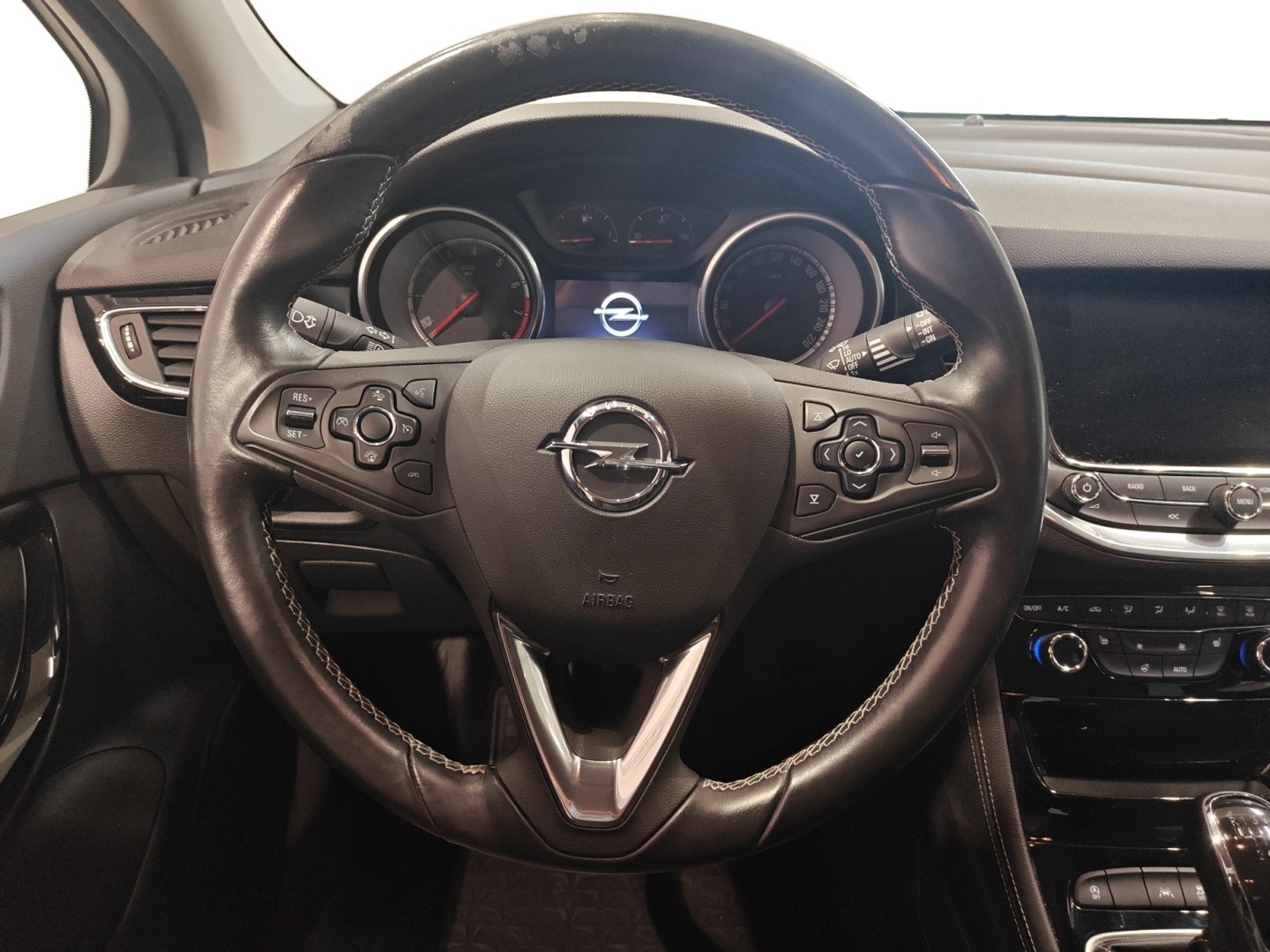 OPEL Astra 9