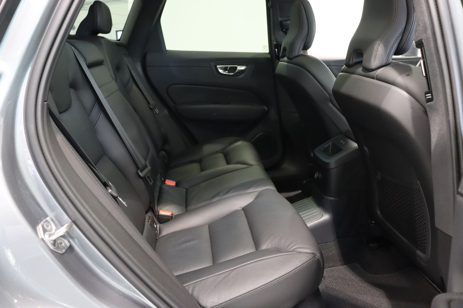 VOLVO XC60 2021