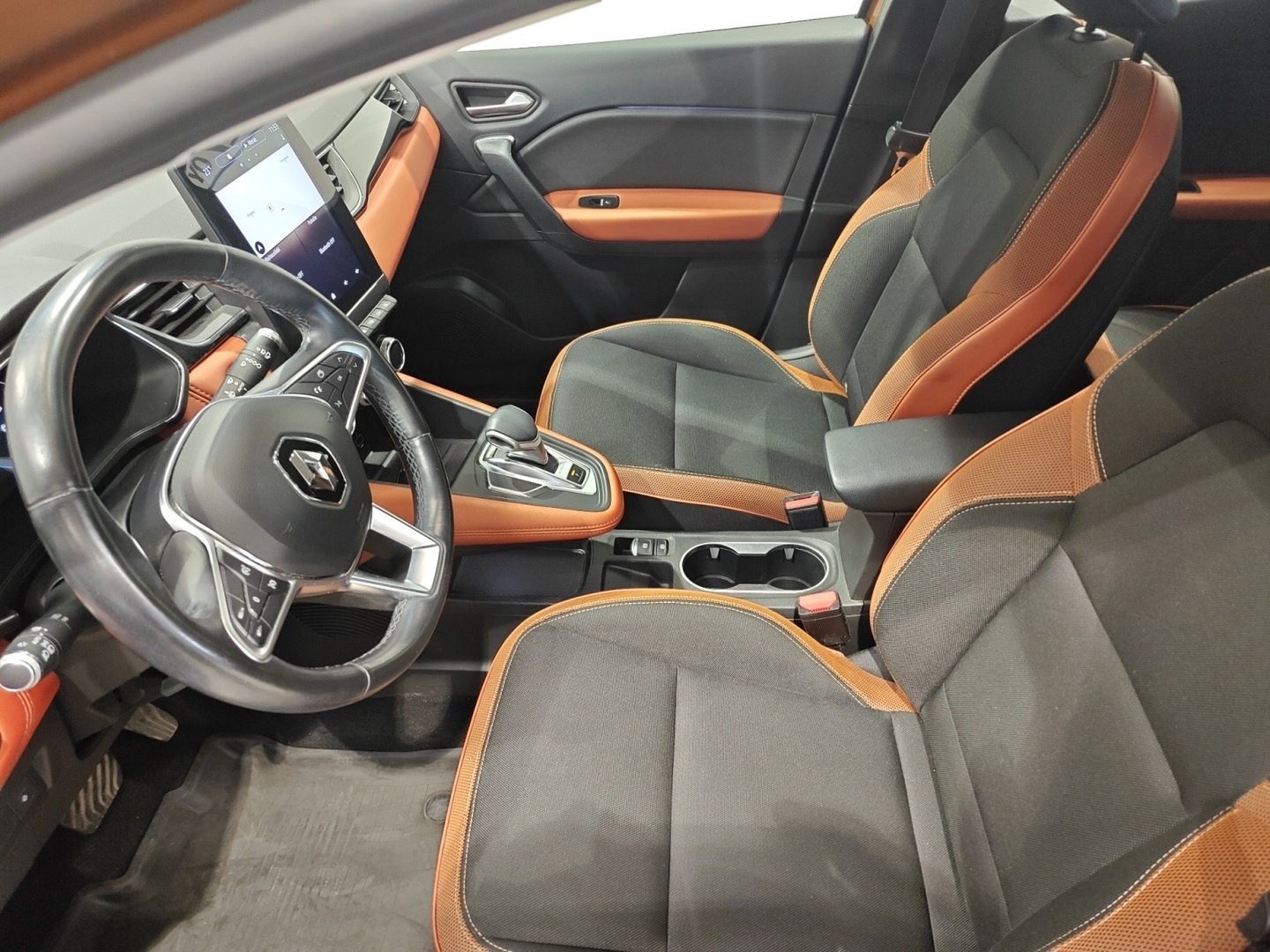 RENAULT Captur 16