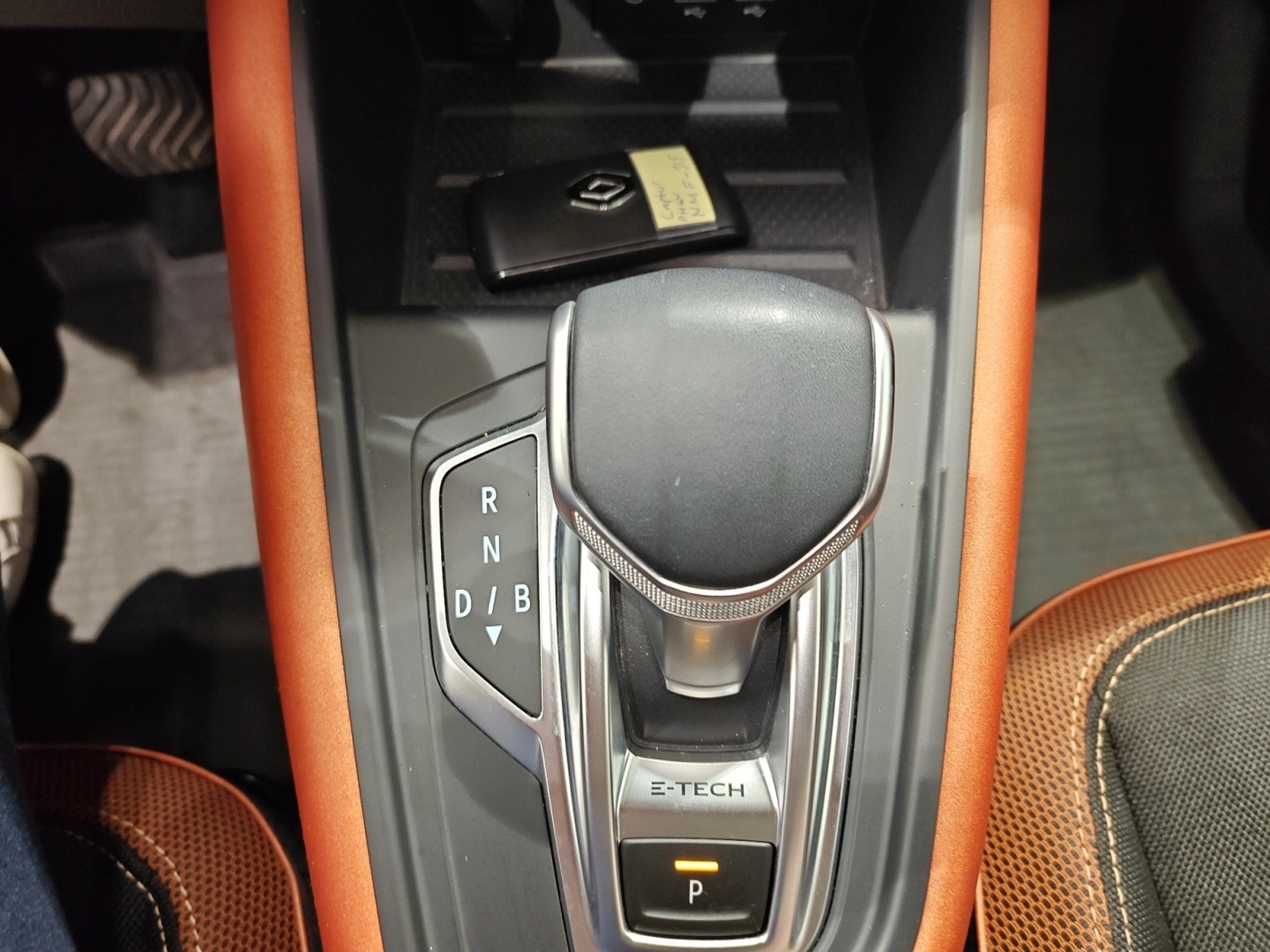 RENAULT Captur 23