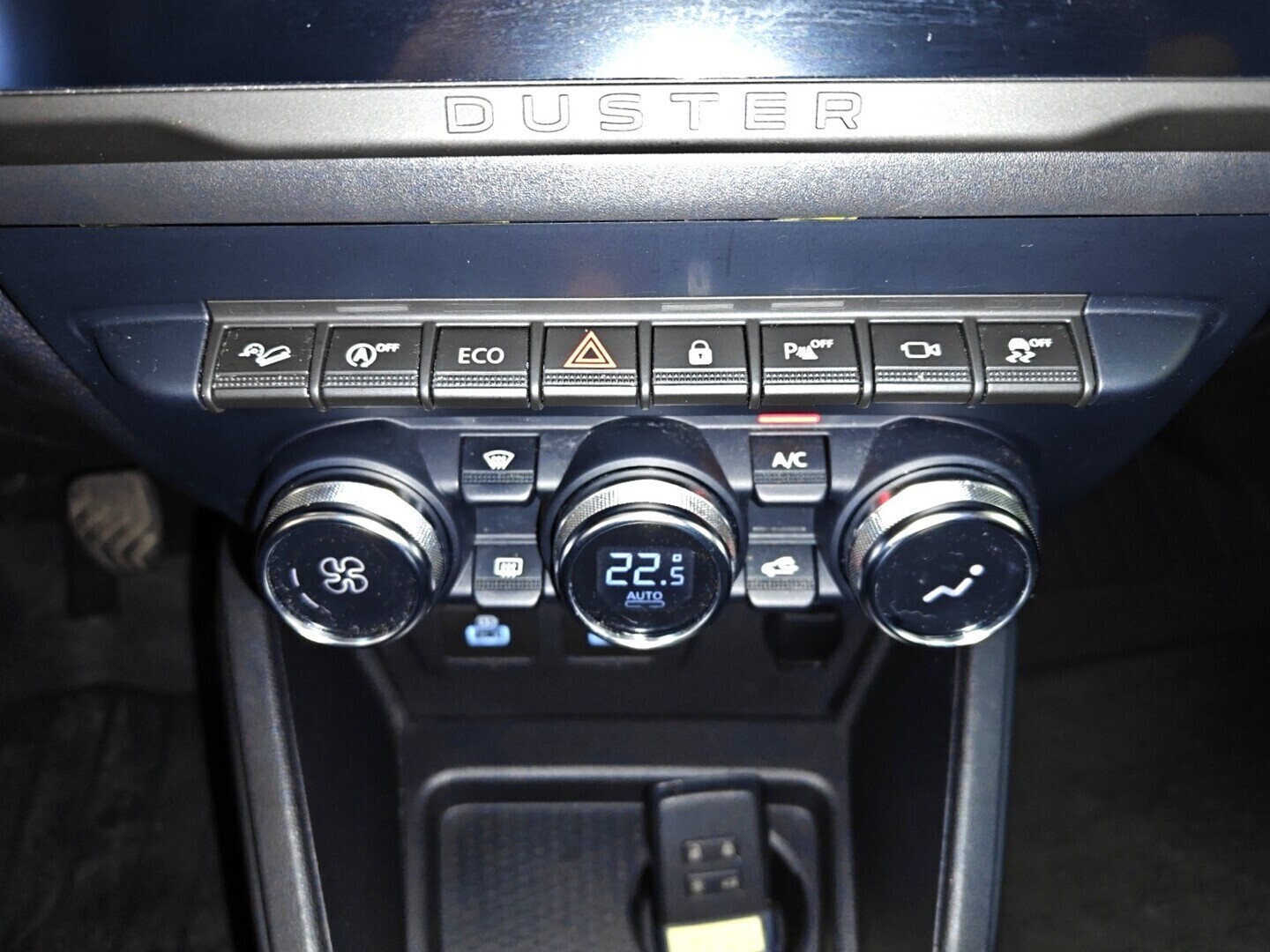 DACIA Duster 19