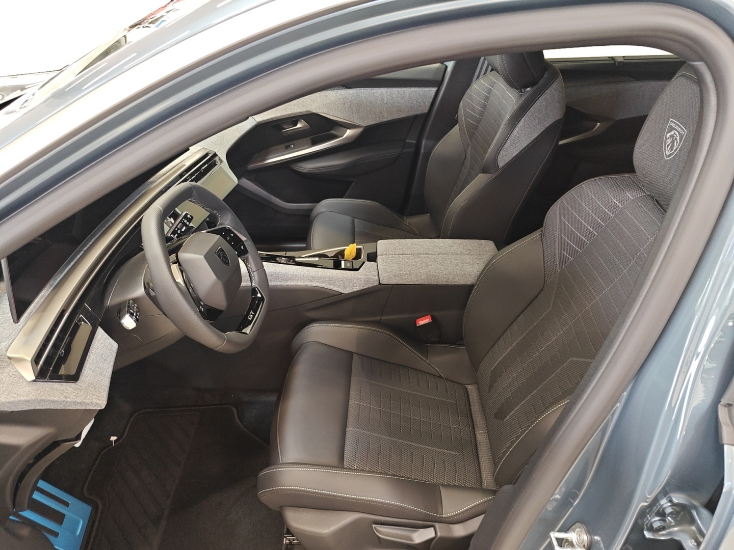 PEUGEOT 5008 2026