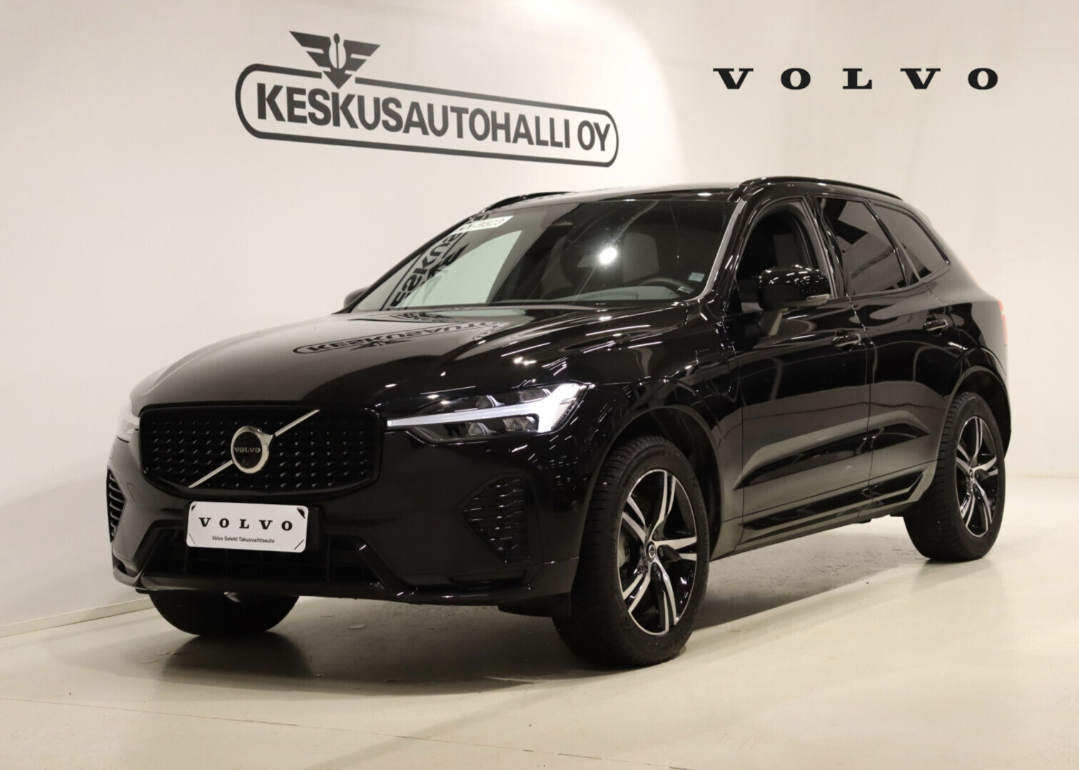 VOLVO XC60 2025