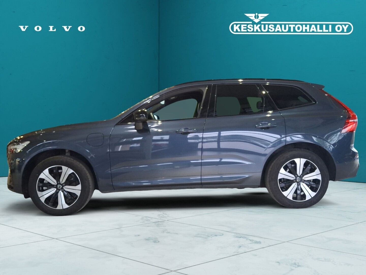 VOLVO XC60 2025