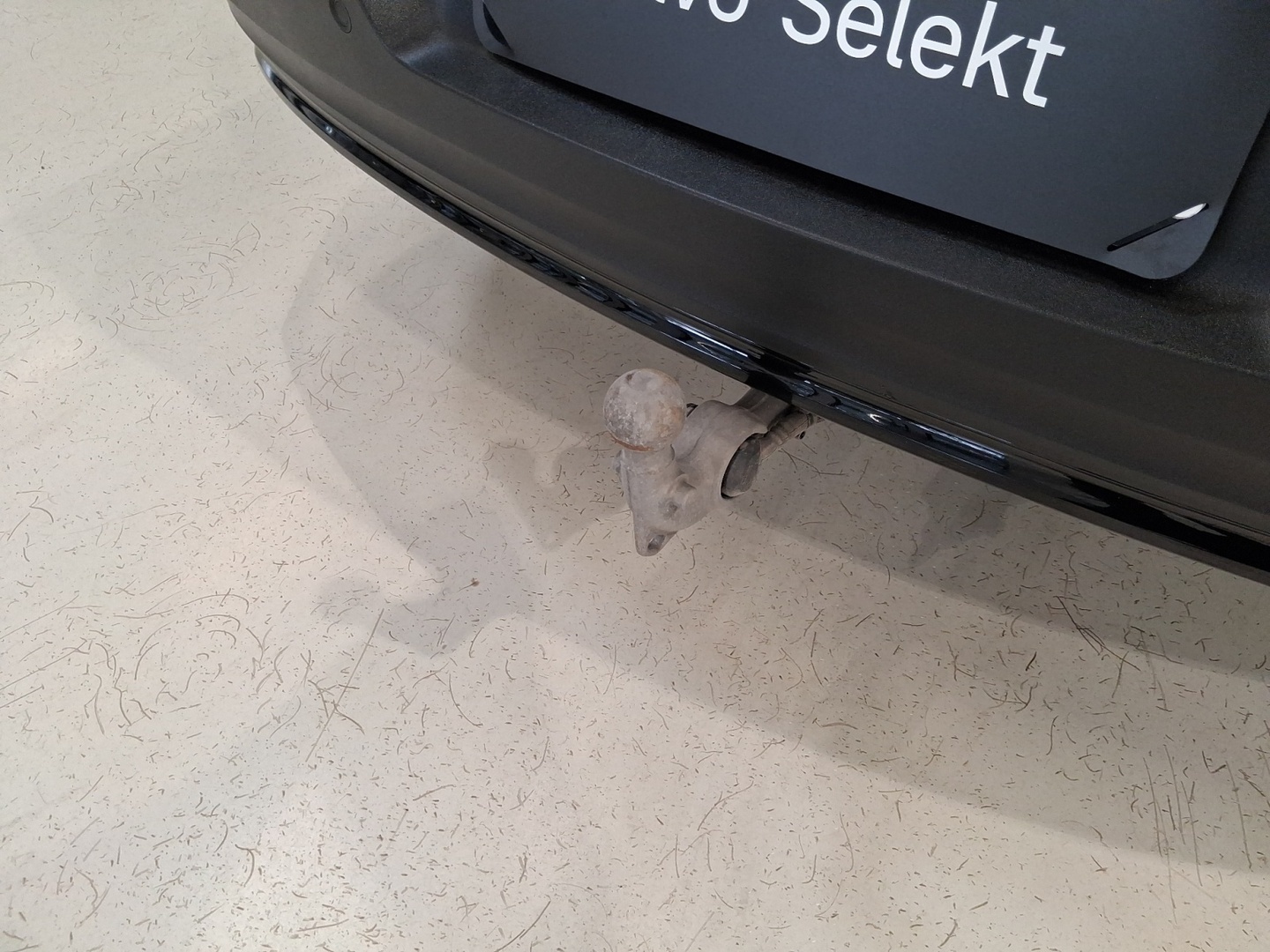 VOLVO EX40 2025