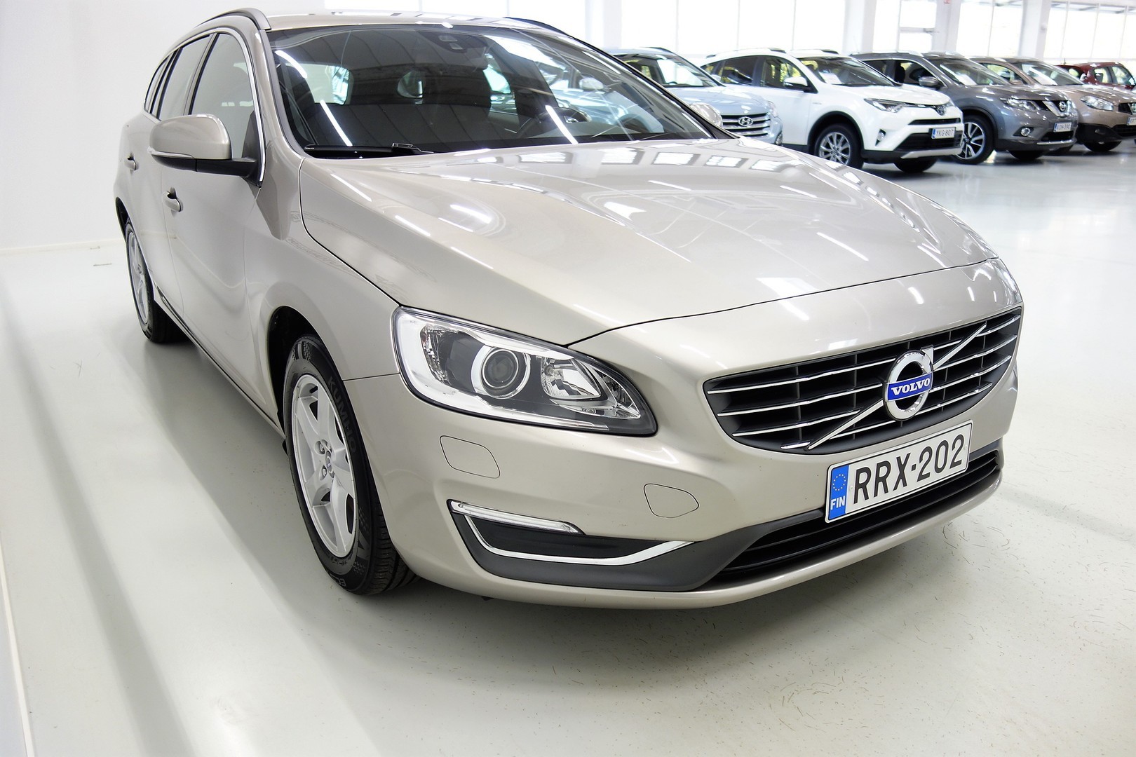 VOLVO V60 2014