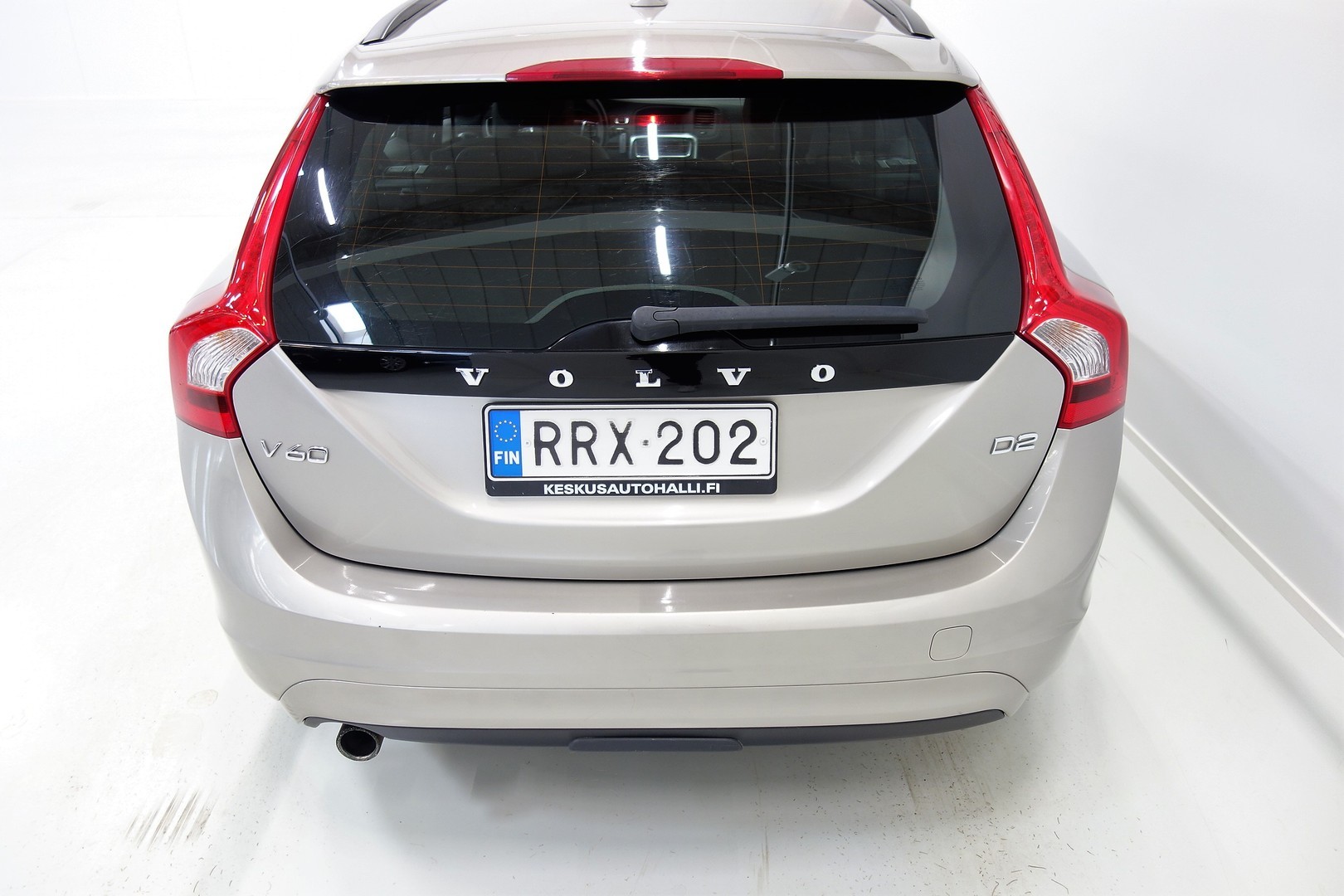 VOLVO V60 2014