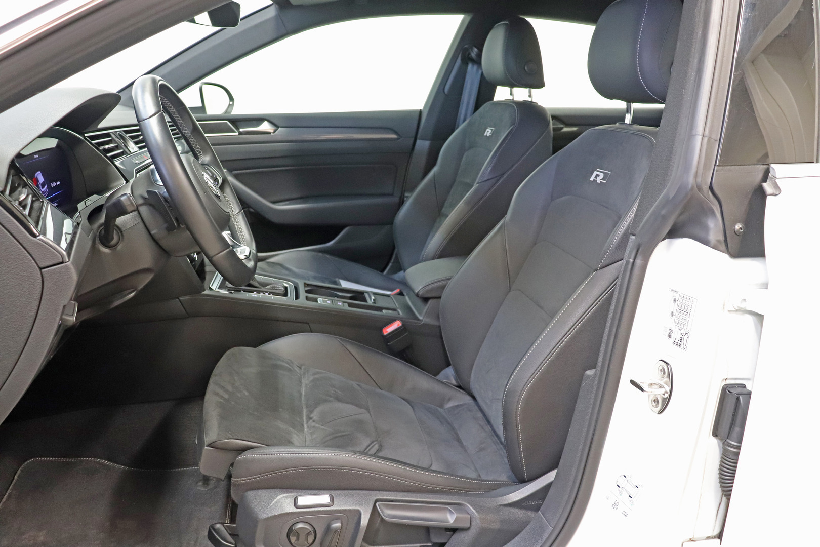 VOLKSWAGEN Arteon 2019