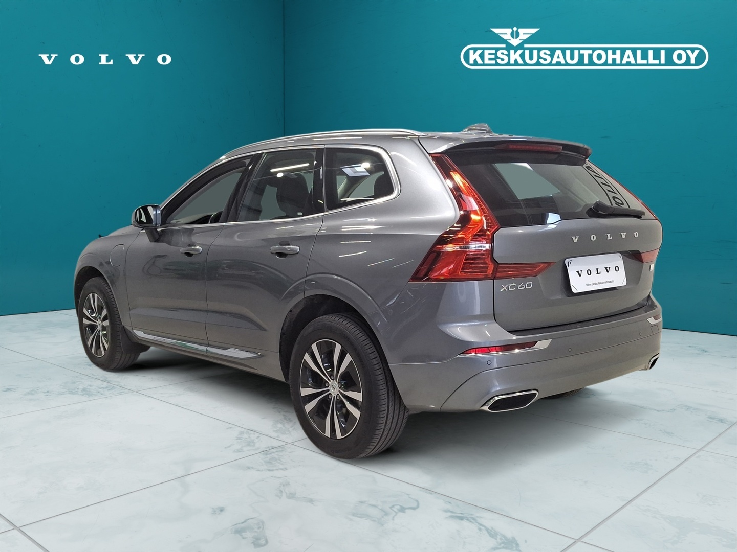 VOLVO XC60 2021