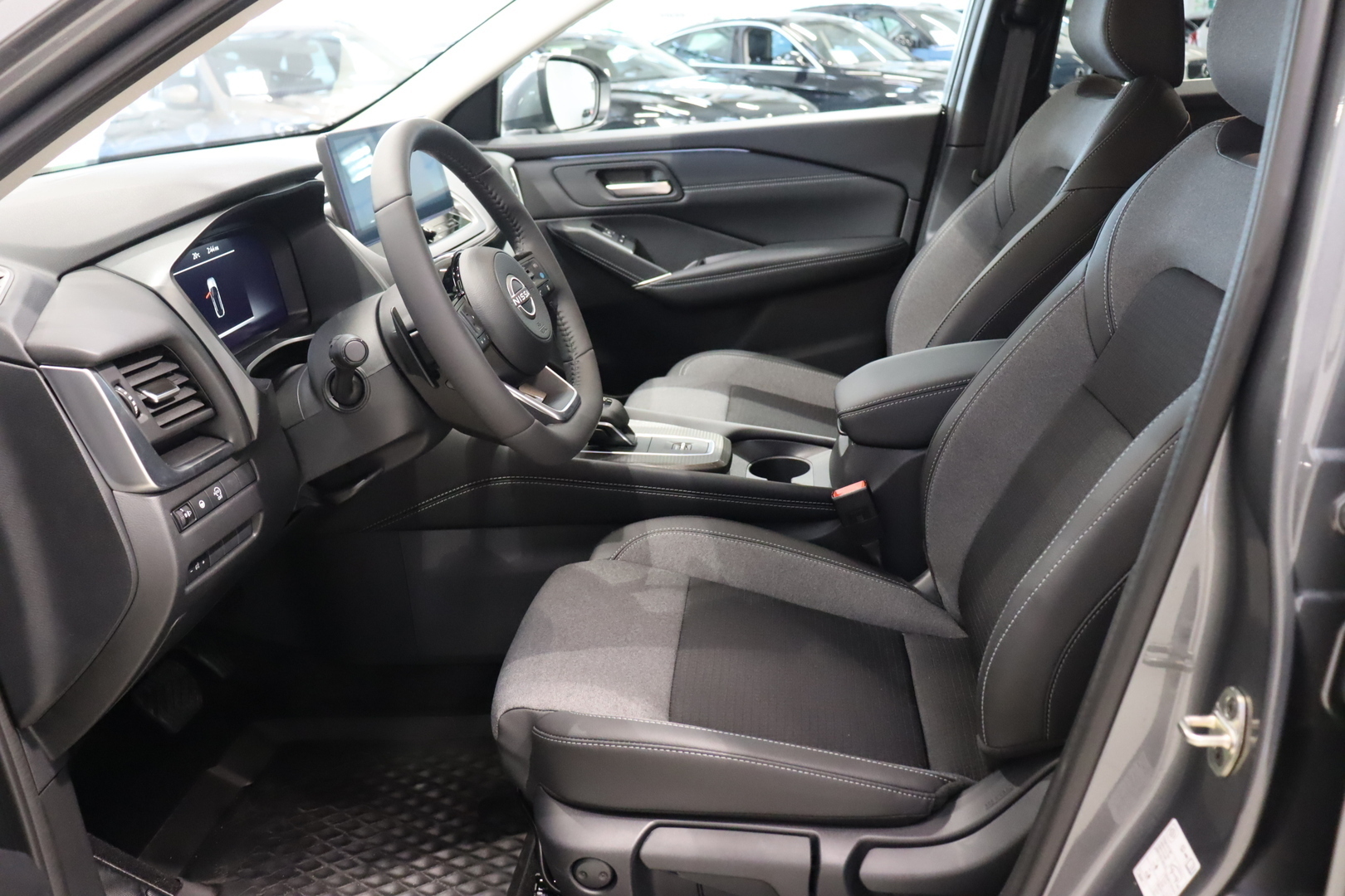 NISSAN Qashqai 2025
