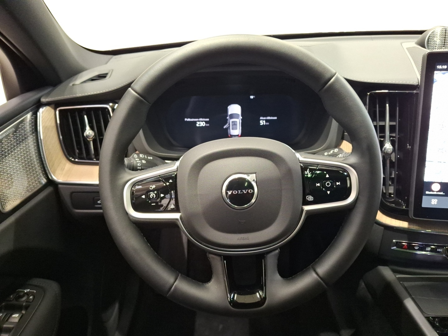 VOLVO XC60 2026