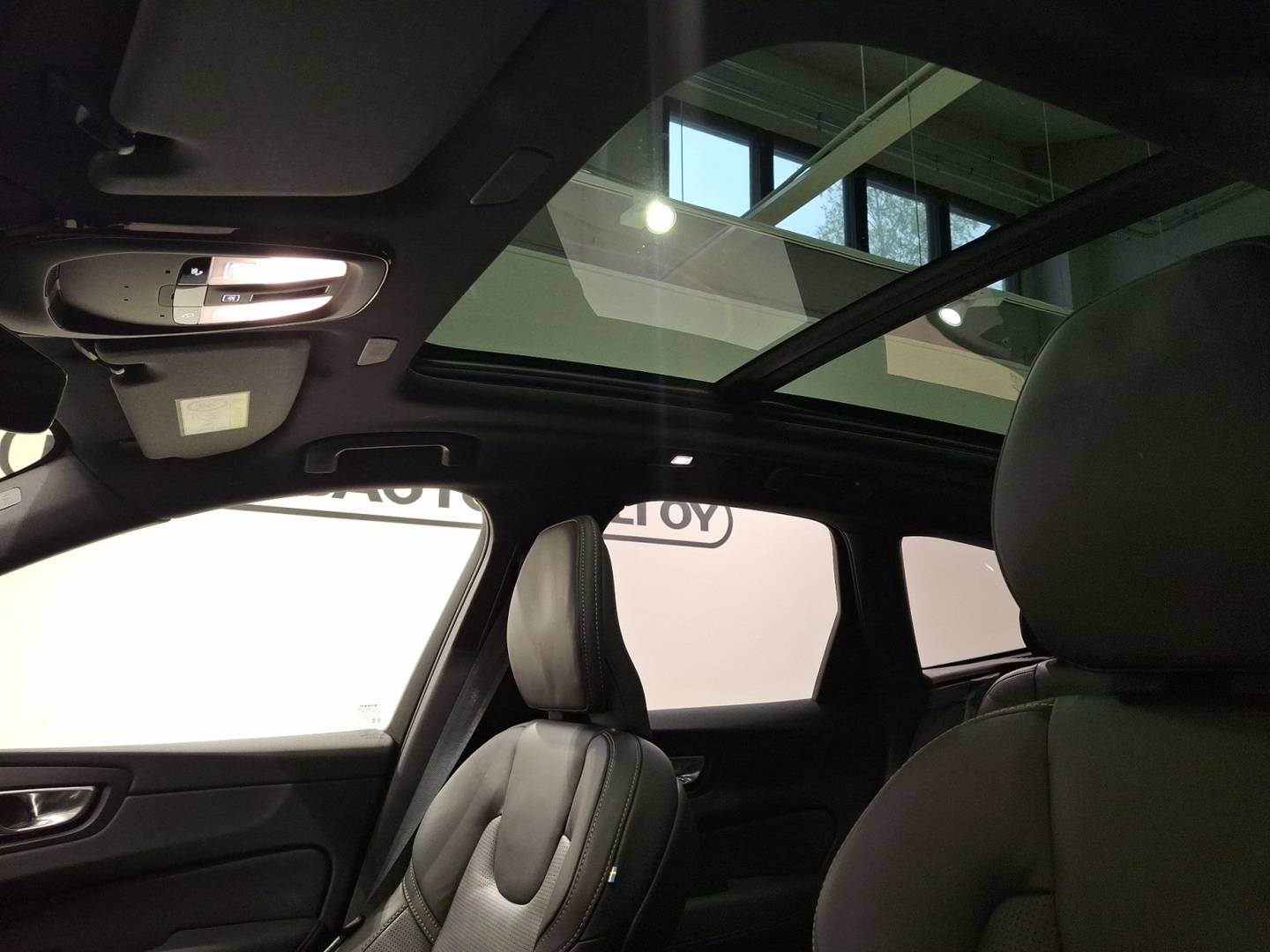 VOLVO XC60 2026