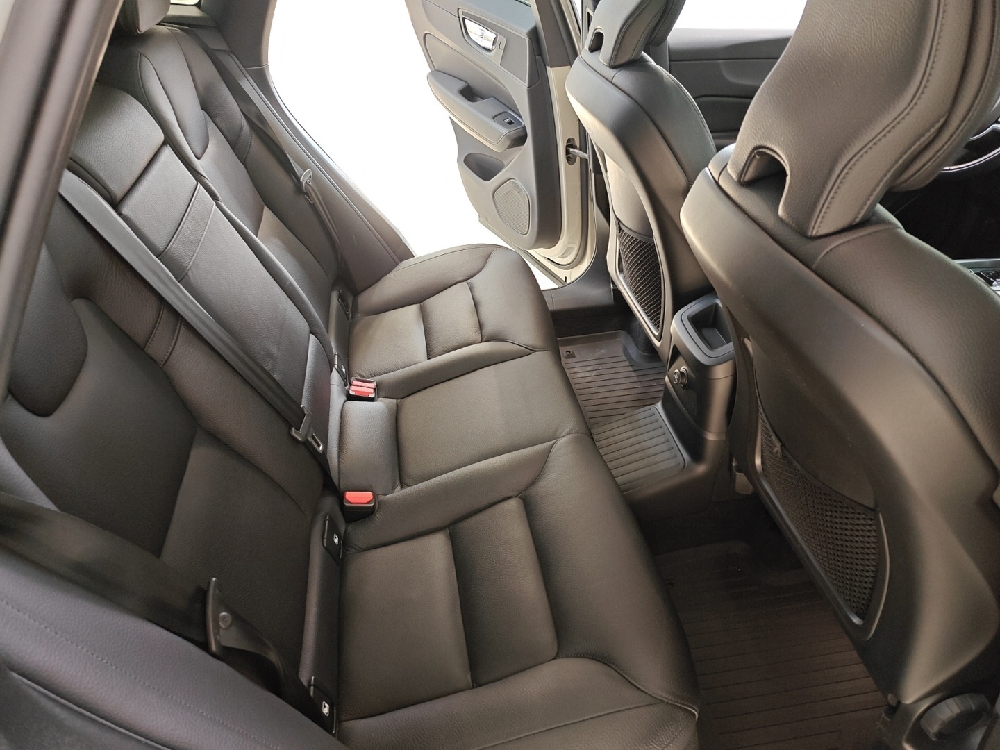 VOLVO XC60 2020