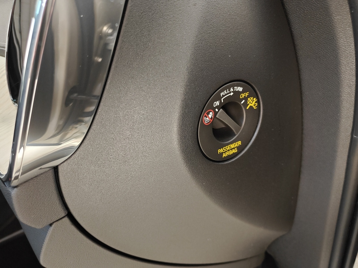 VOLVO XC60 2020