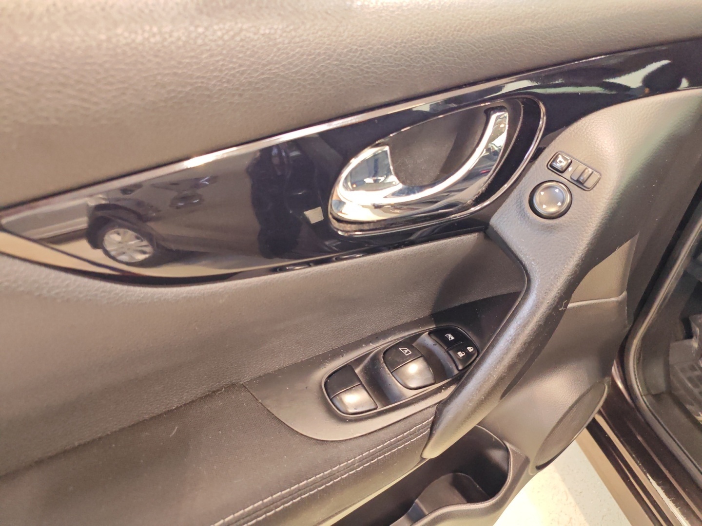 NISSAN Qashqai 12