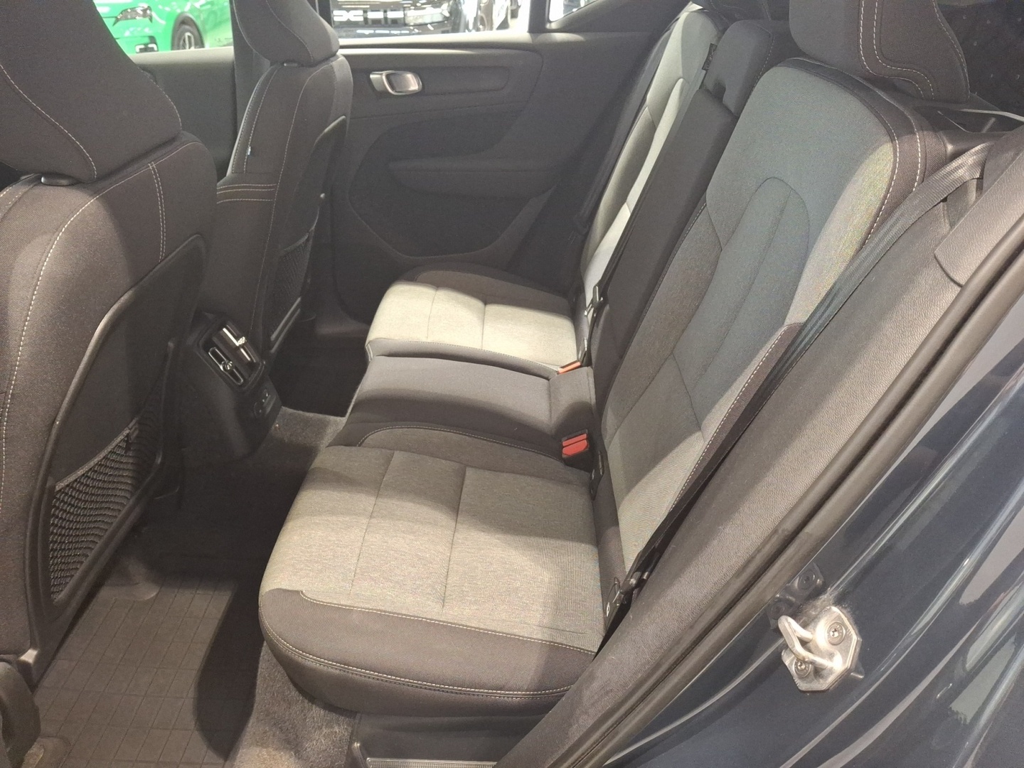 VOLVO XC40 2021