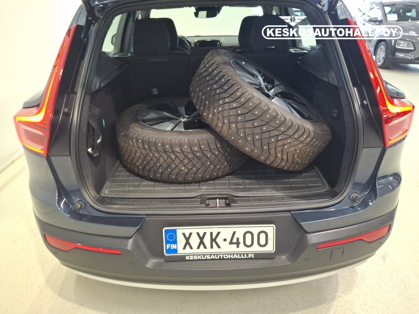 VOLVO XC40 2021
