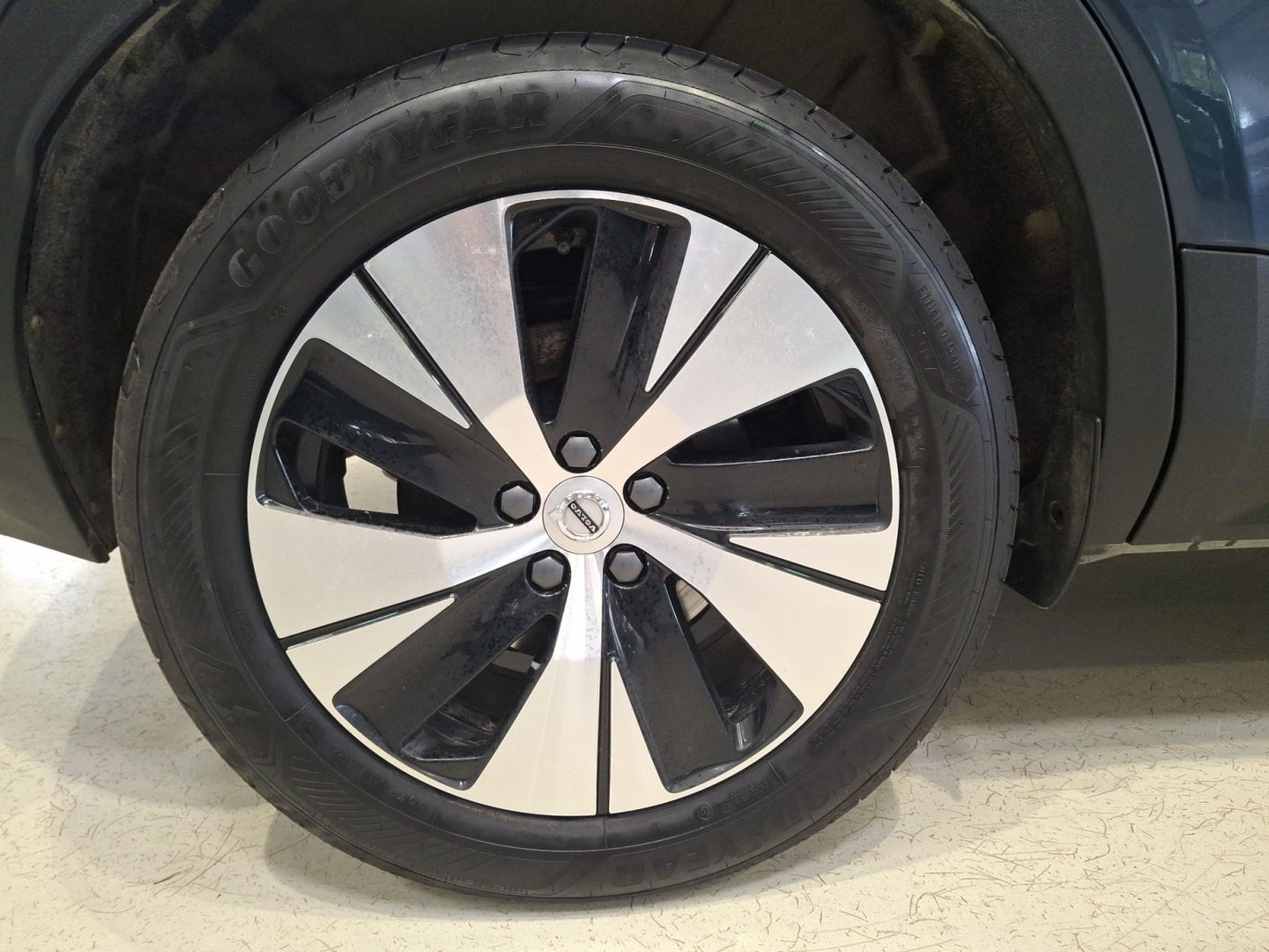 VOLVO XC40 2021
