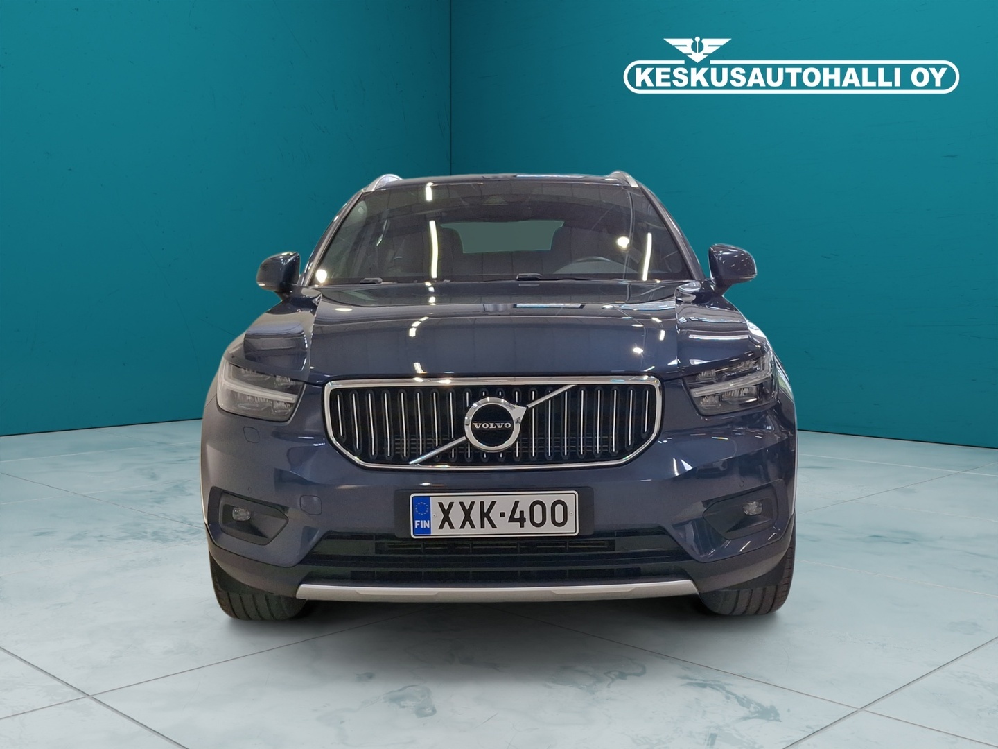 VOLVO XC40 2021