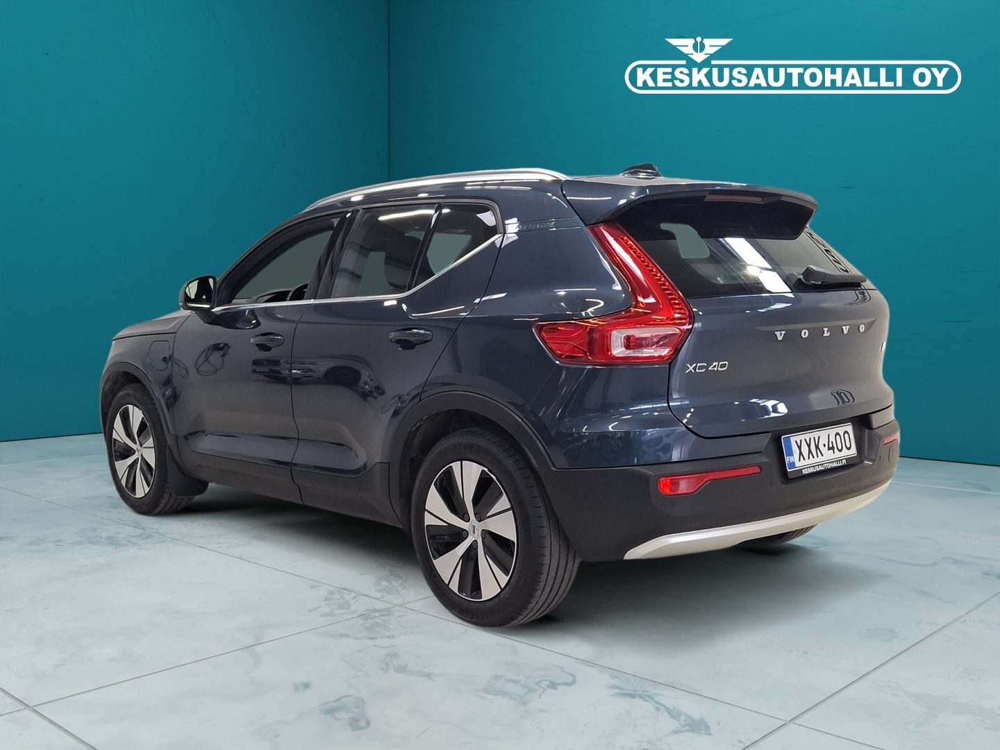VOLVO XC40 2021
