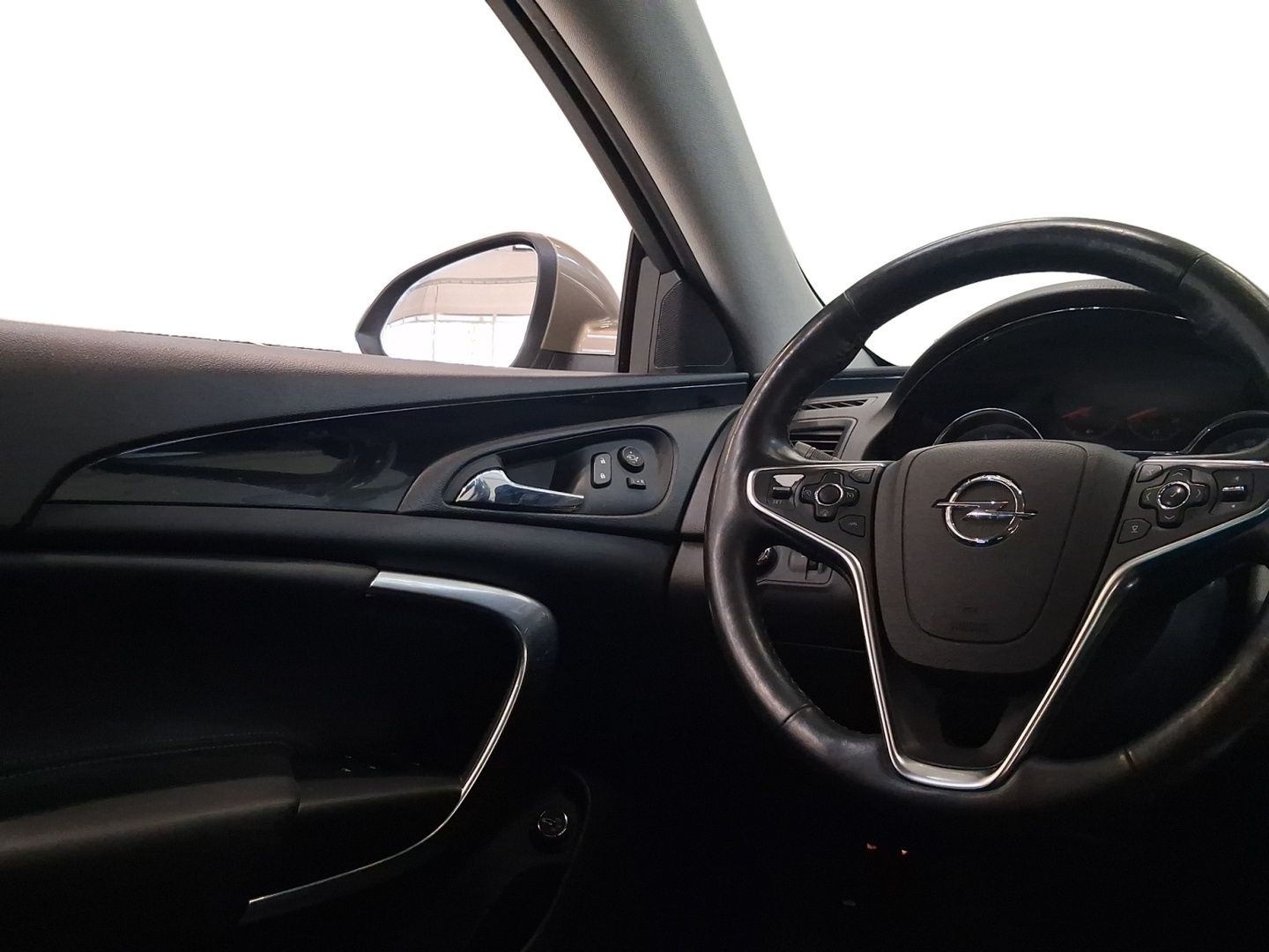 OPEL Insignia 14