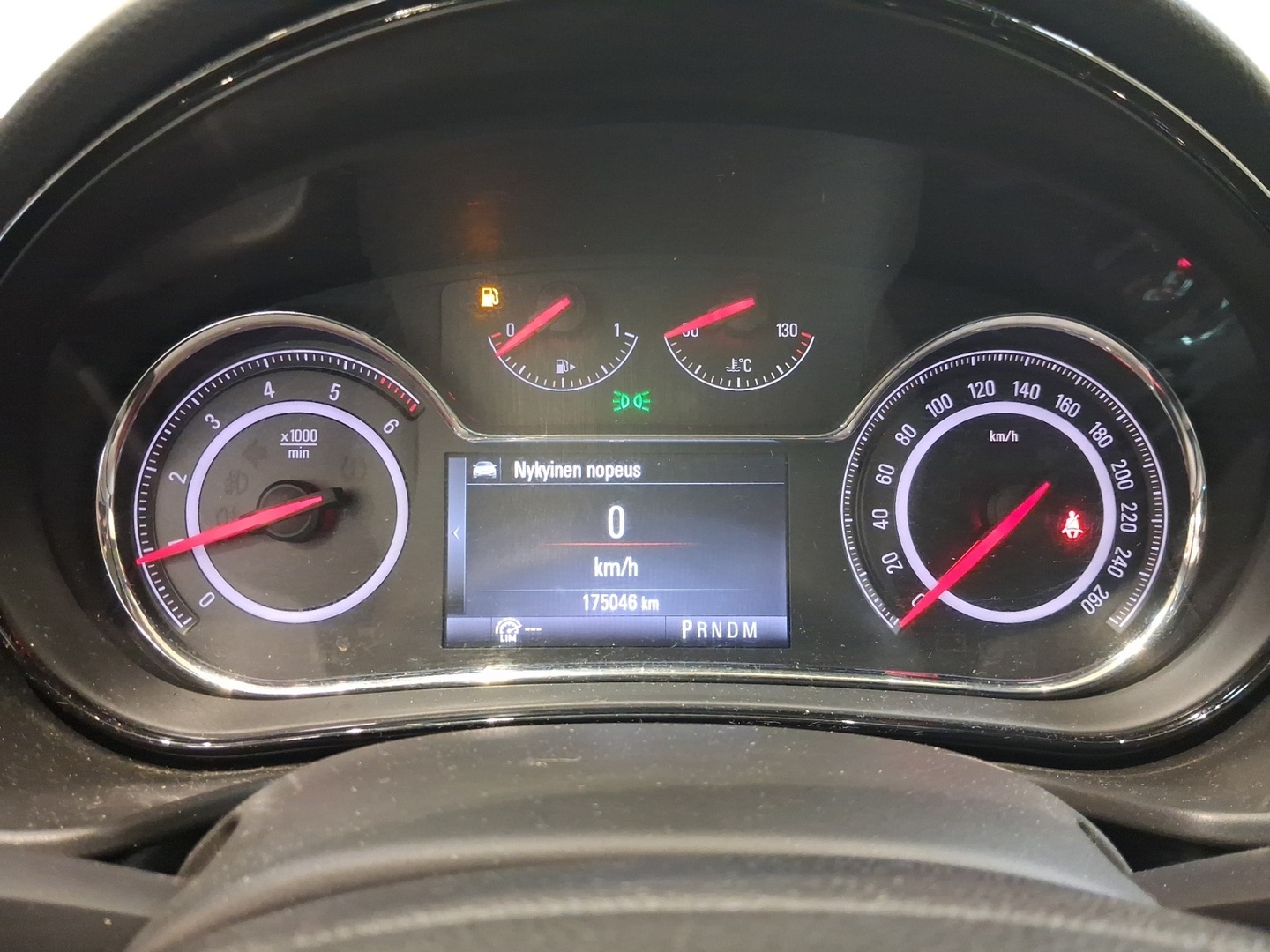 OPEL Insignia 16