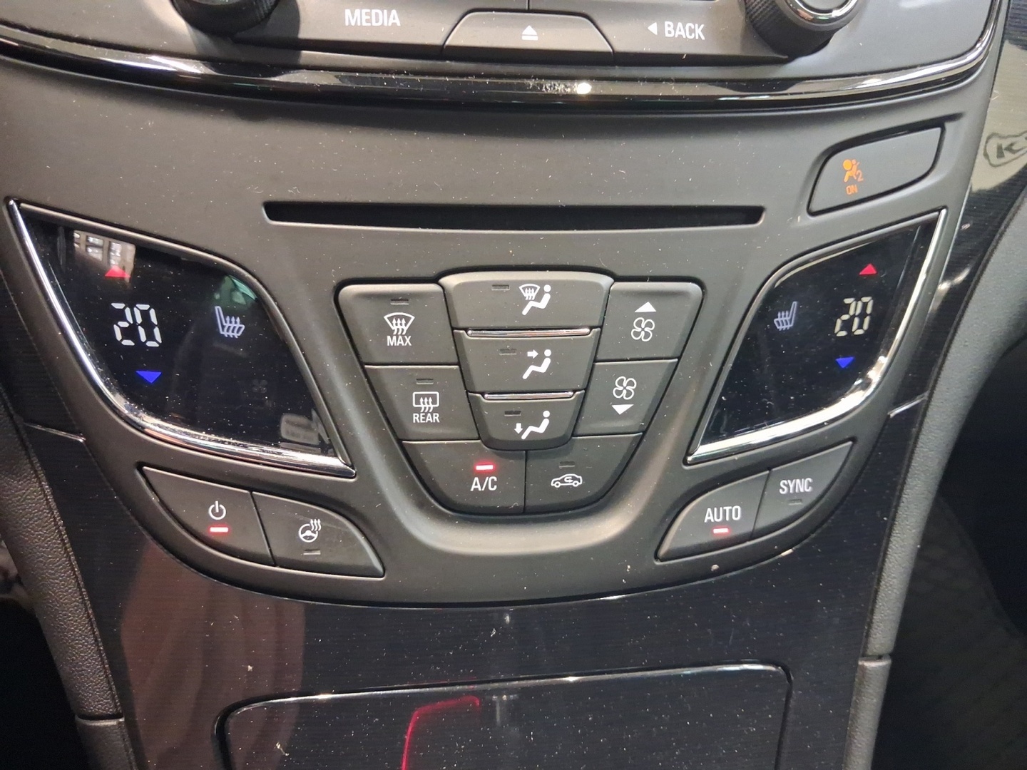 OPEL Insignia 20