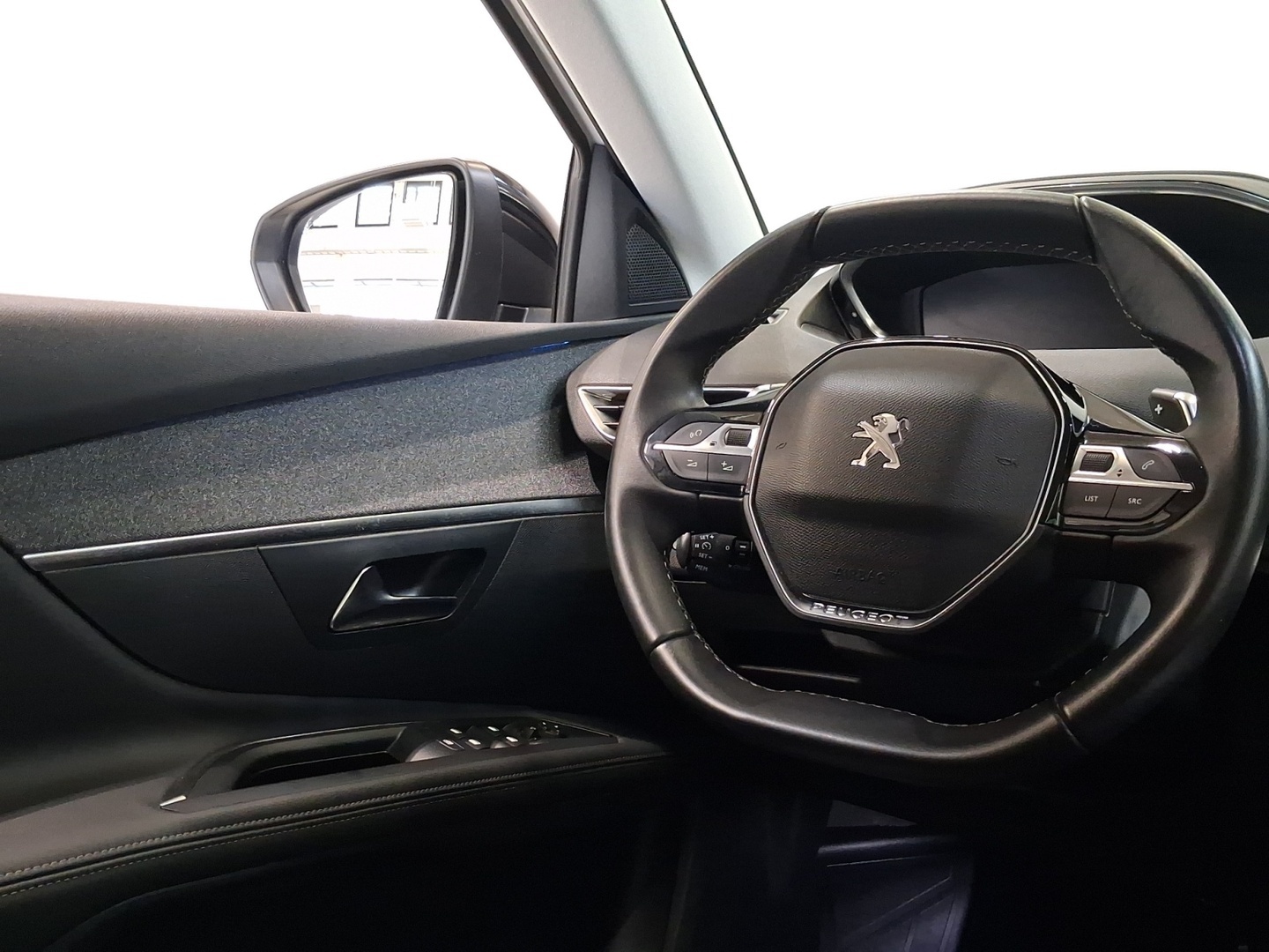 PEUGEOT 5008 2019