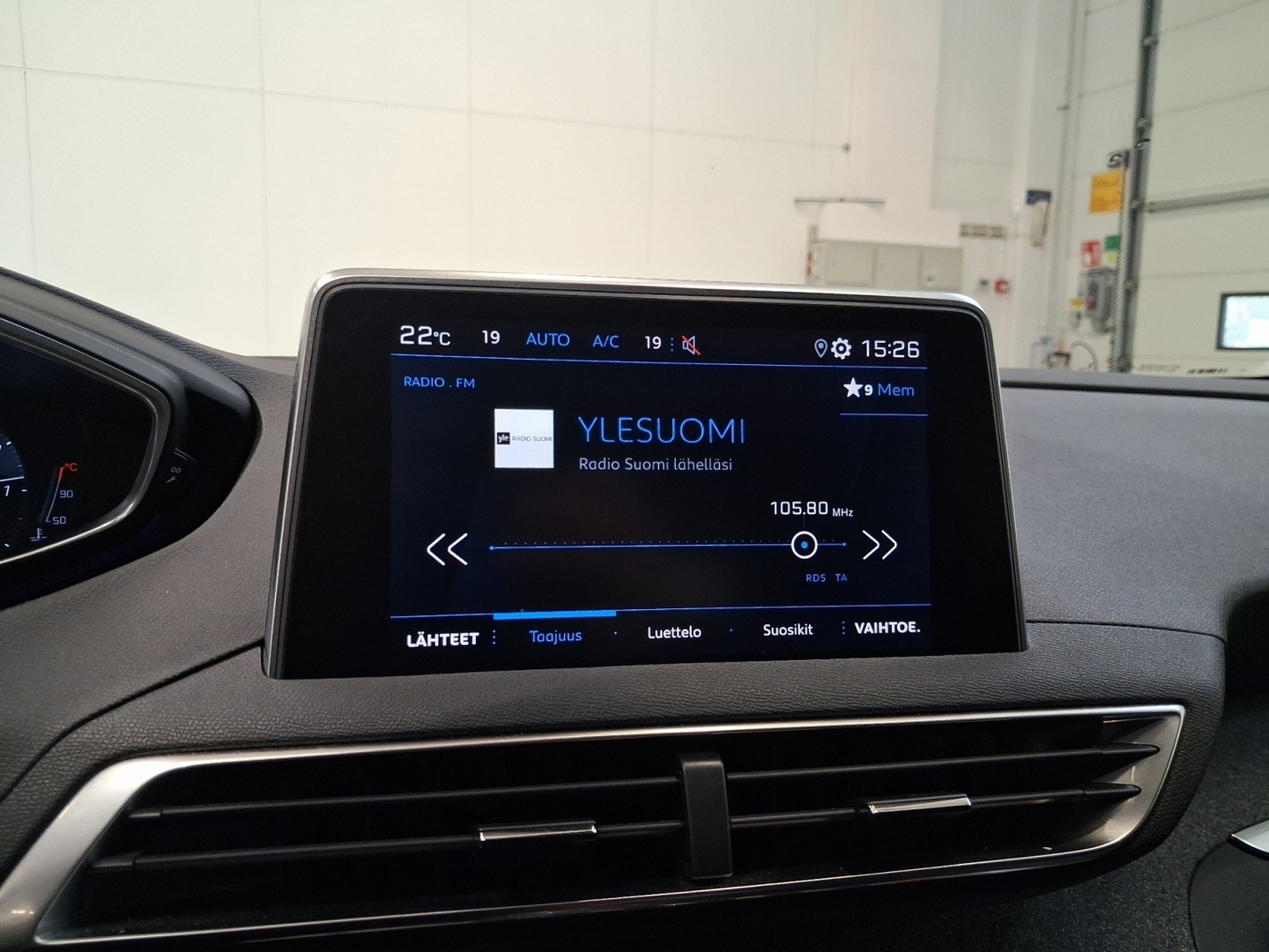PEUGEOT 5008 2019
