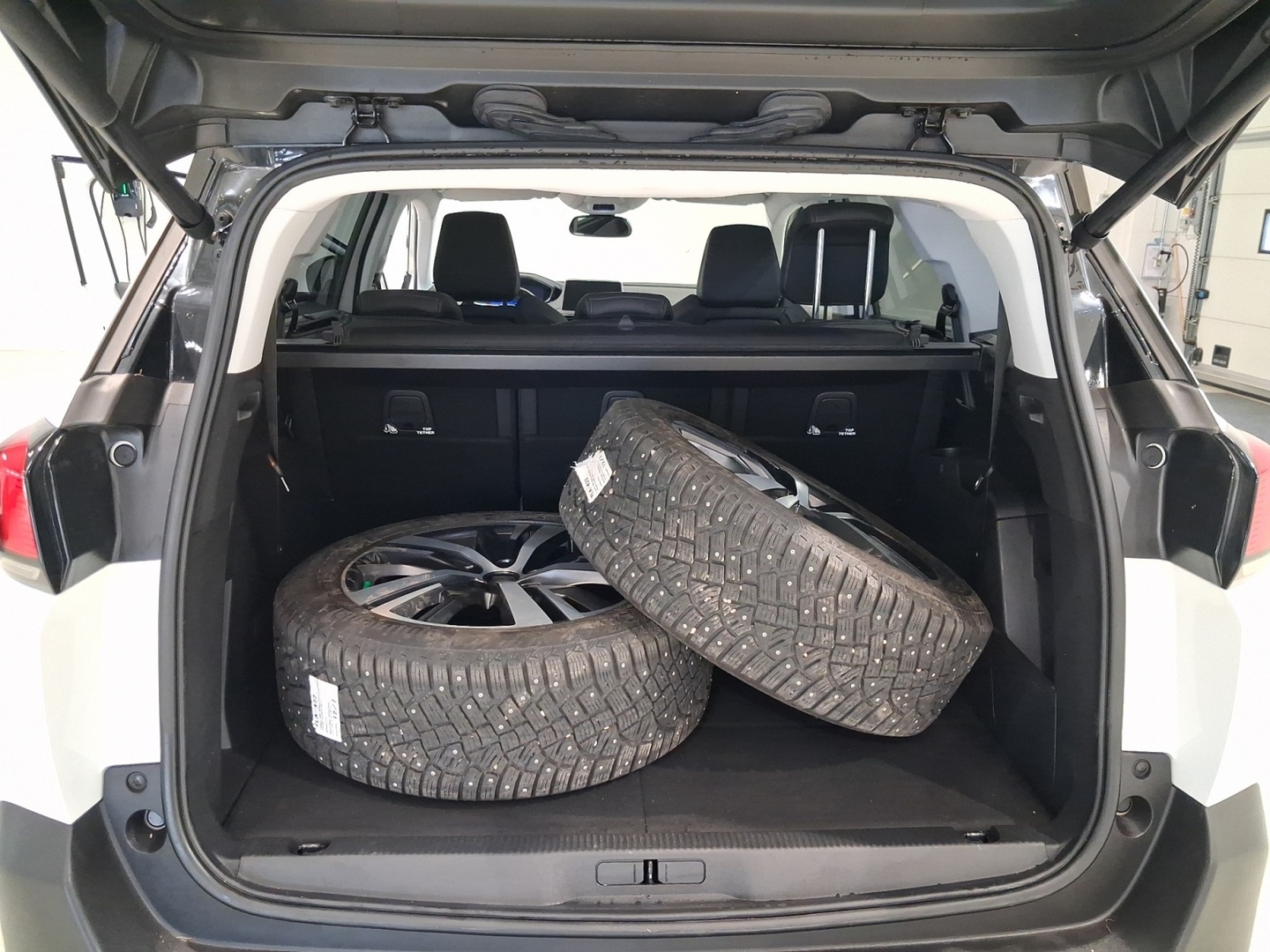 PEUGEOT 5008 2019