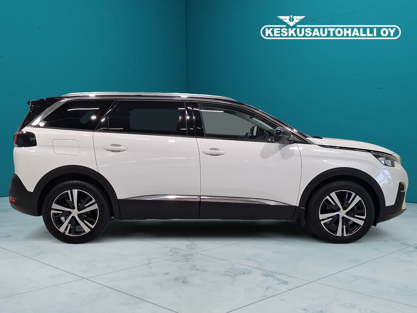PEUGEOT 5008 2019