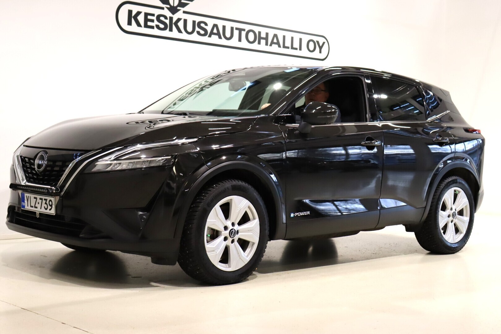 NISSAN Qashqai 2023