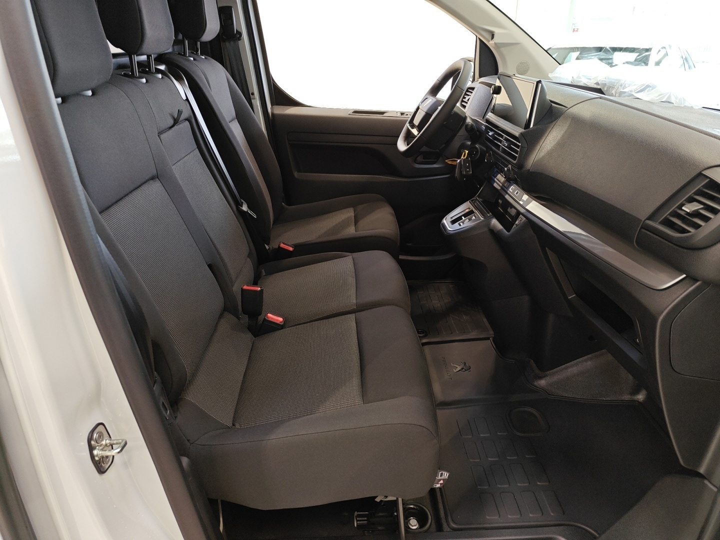 PEUGEOT Expert 2026