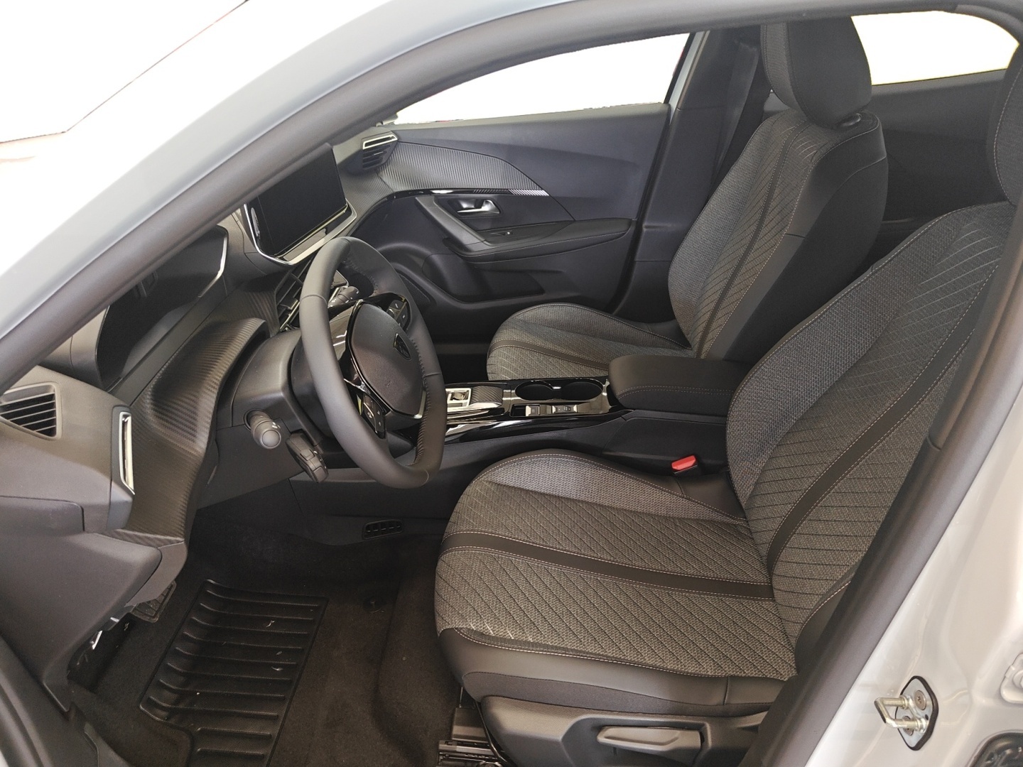 PEUGEOT 2008 2026