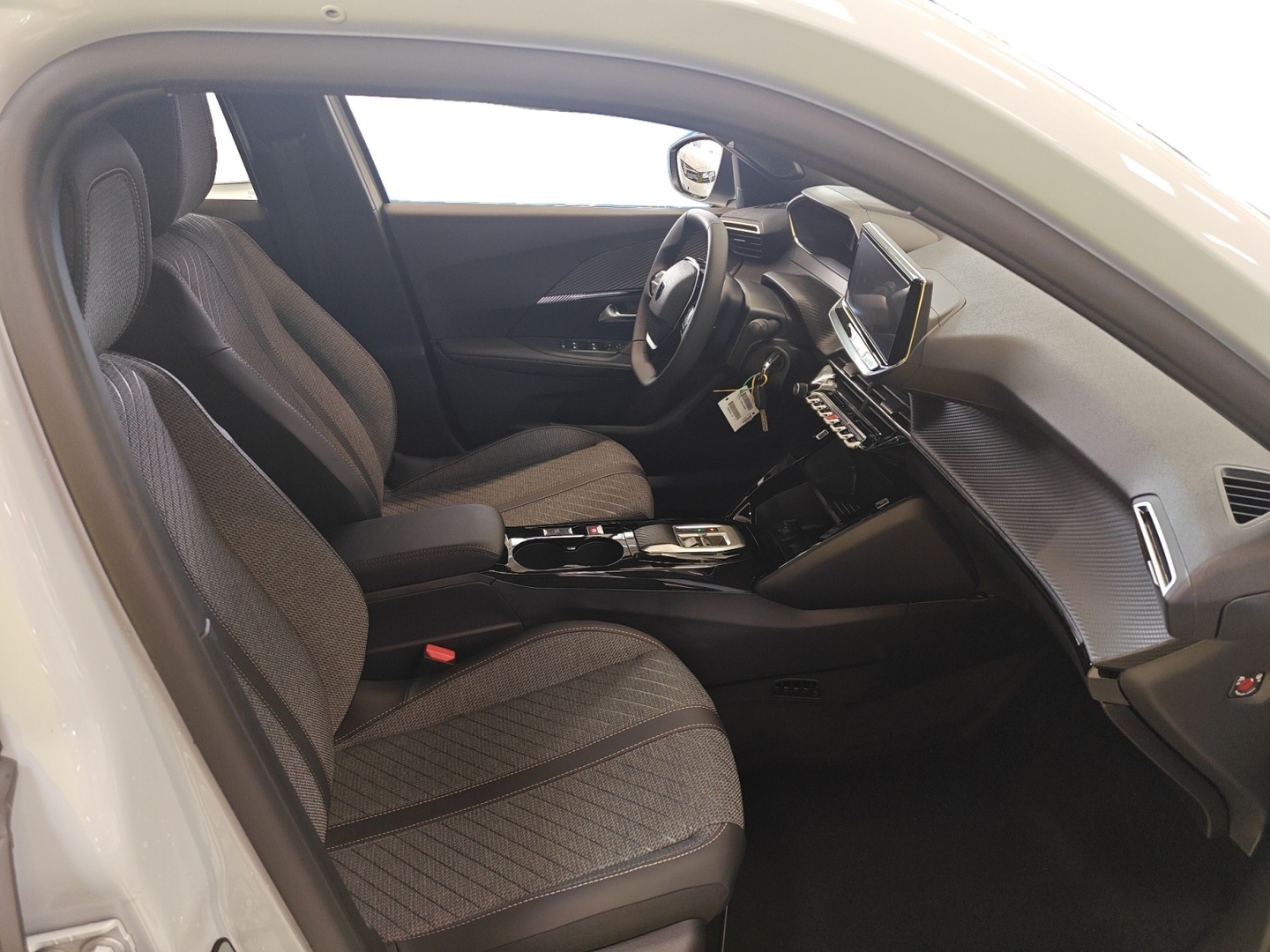 PEUGEOT 2008 2026