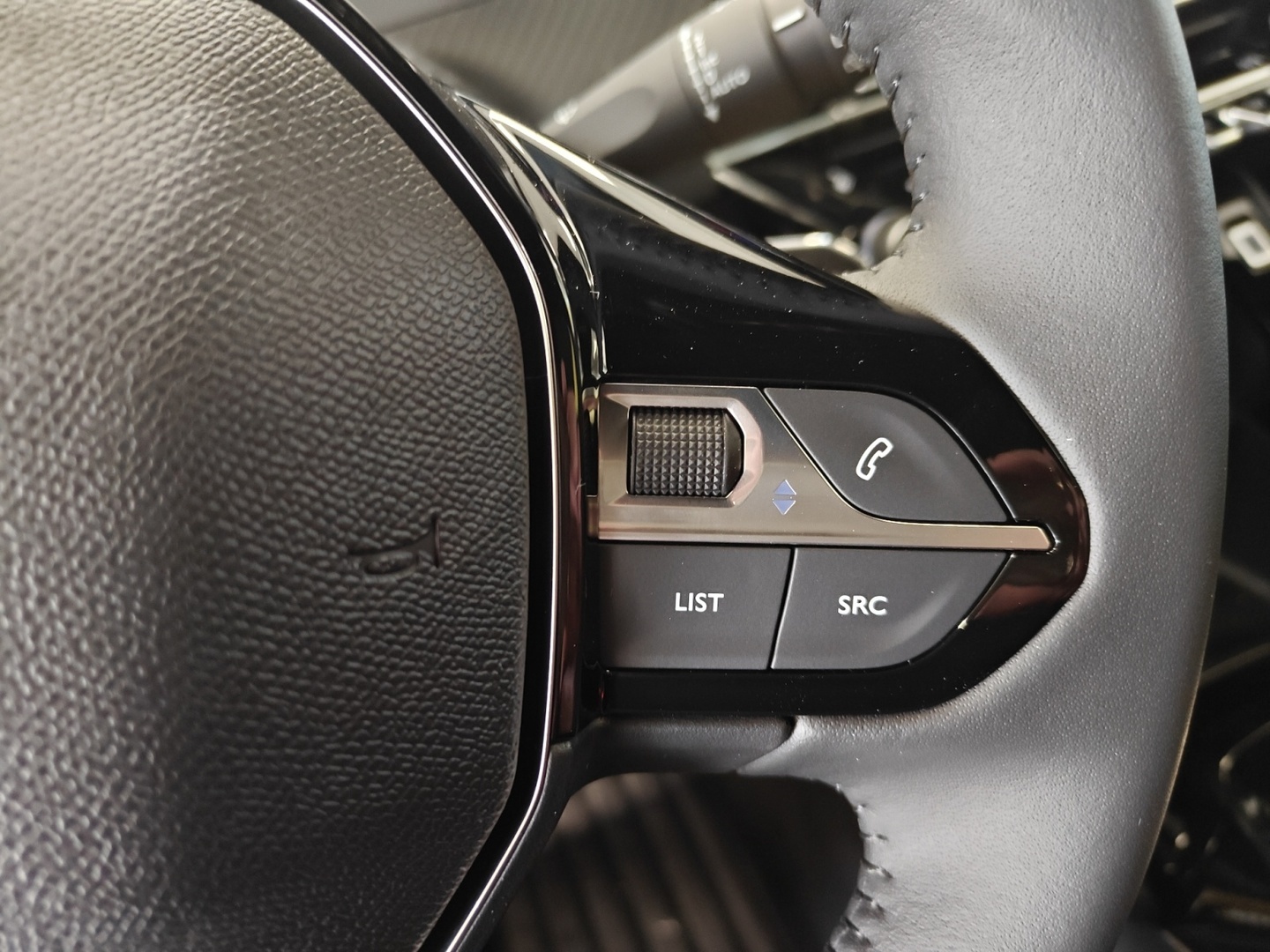 PEUGEOT 2008 2026