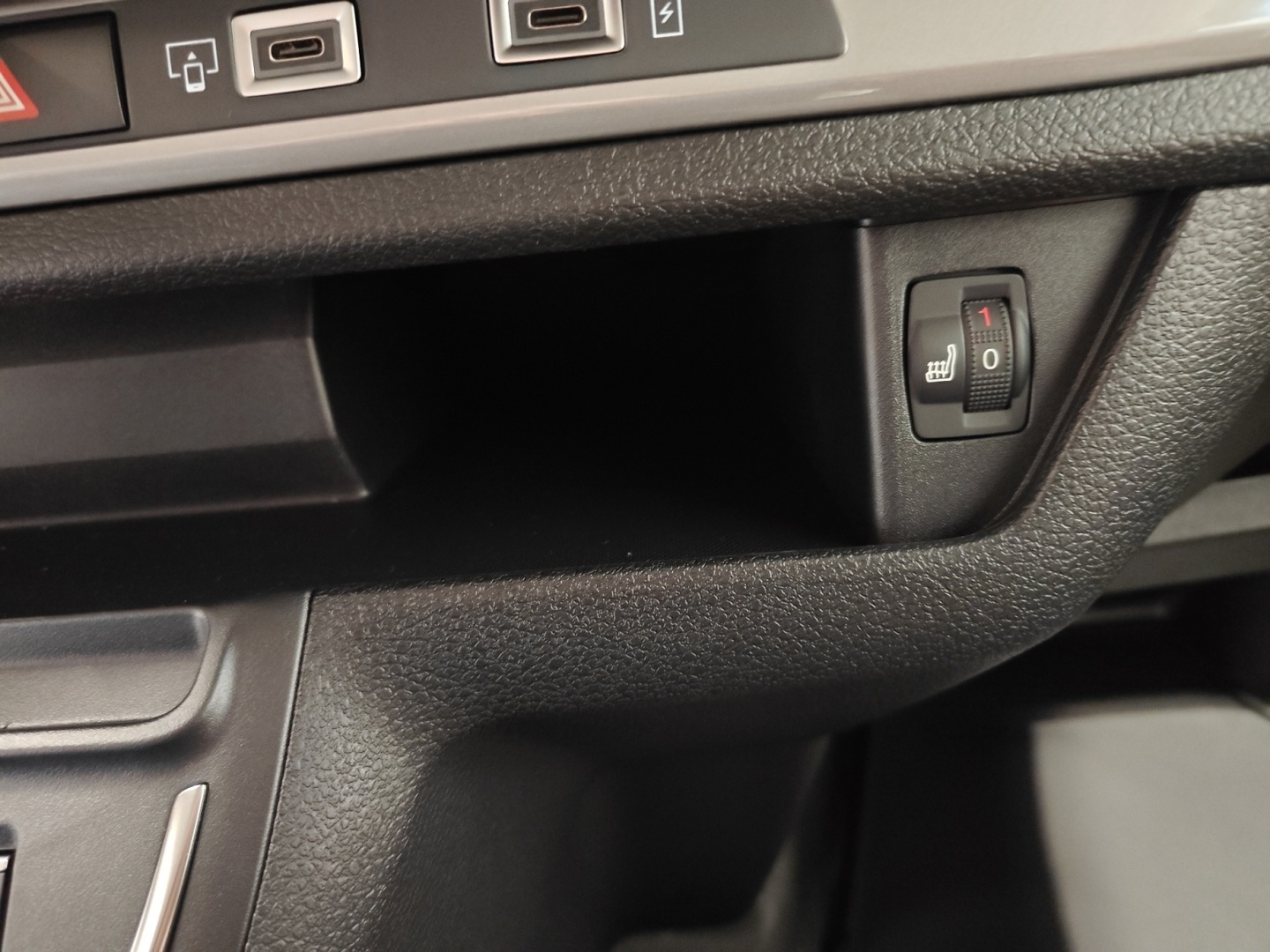 PEUGEOT Expert 2026