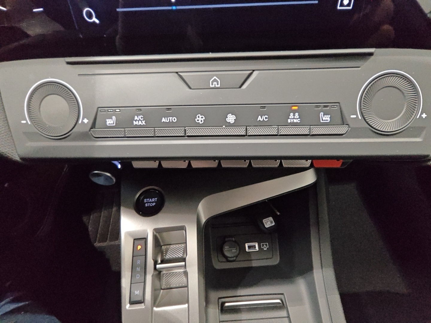 PEUGEOT 408 2026
