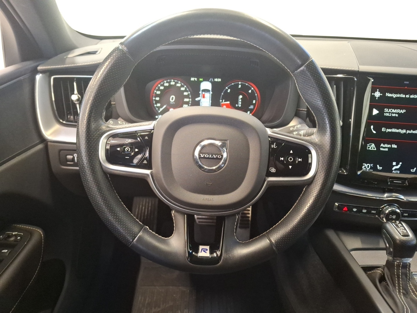 VOLVO XC60 2019