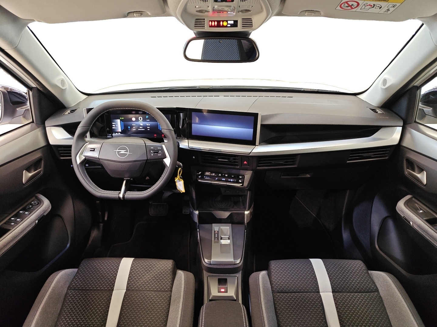 OPEL Frontera 2026