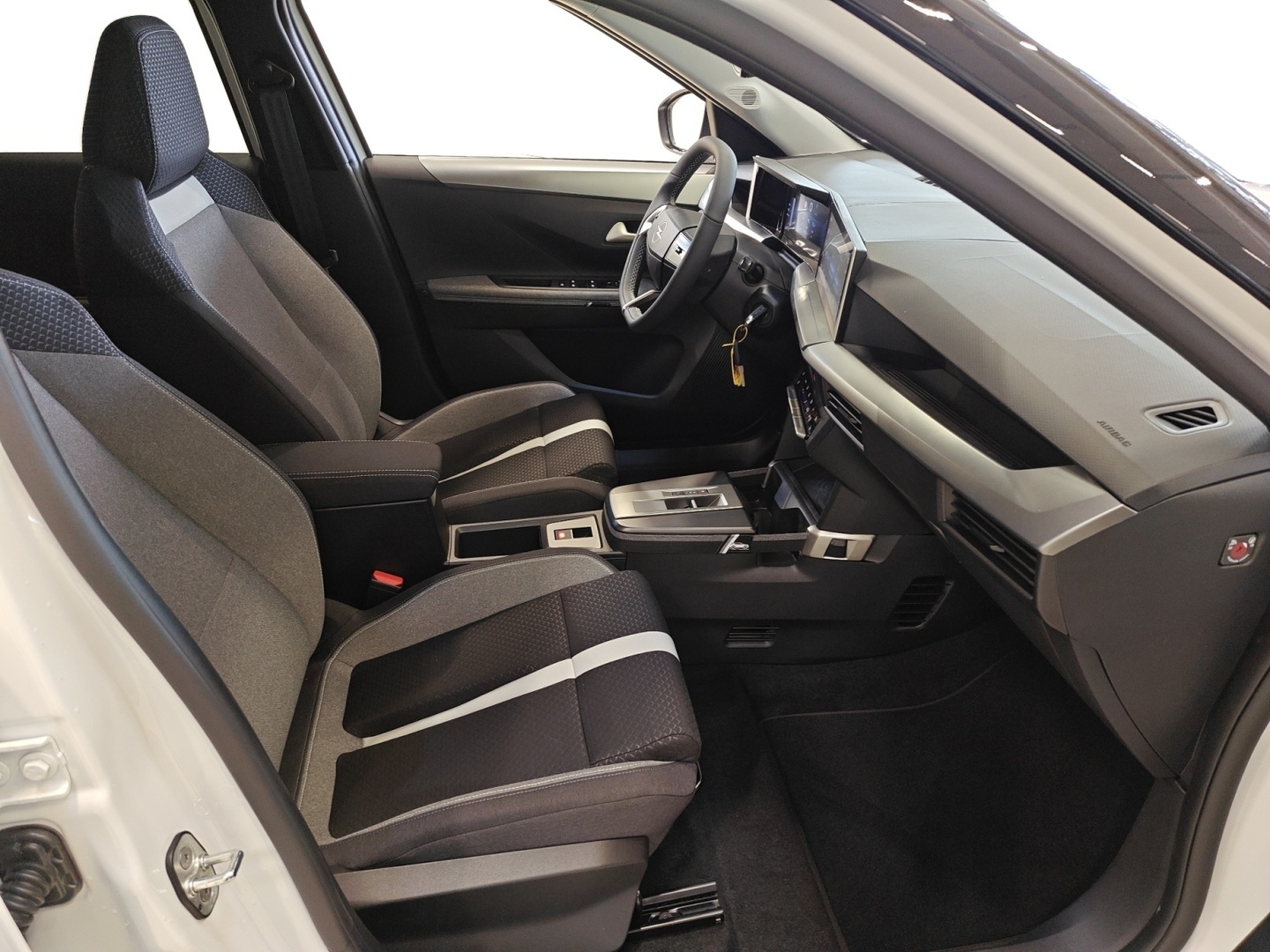 OPEL Frontera 2026