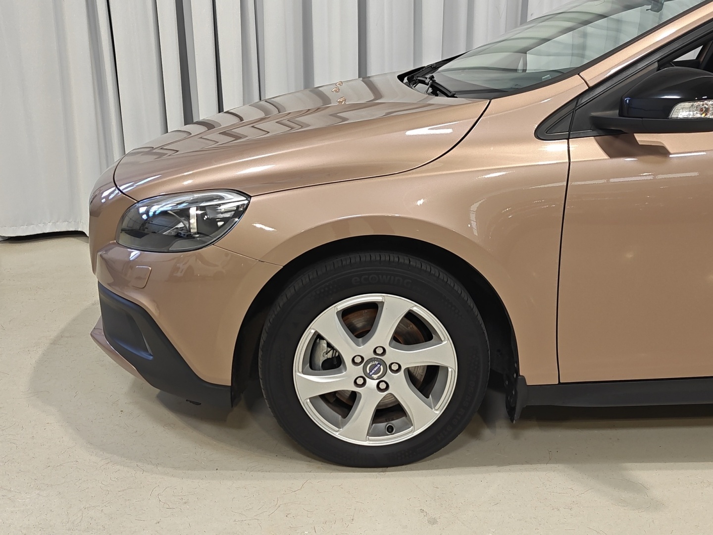 VOLVO V40 Cross Country 2013